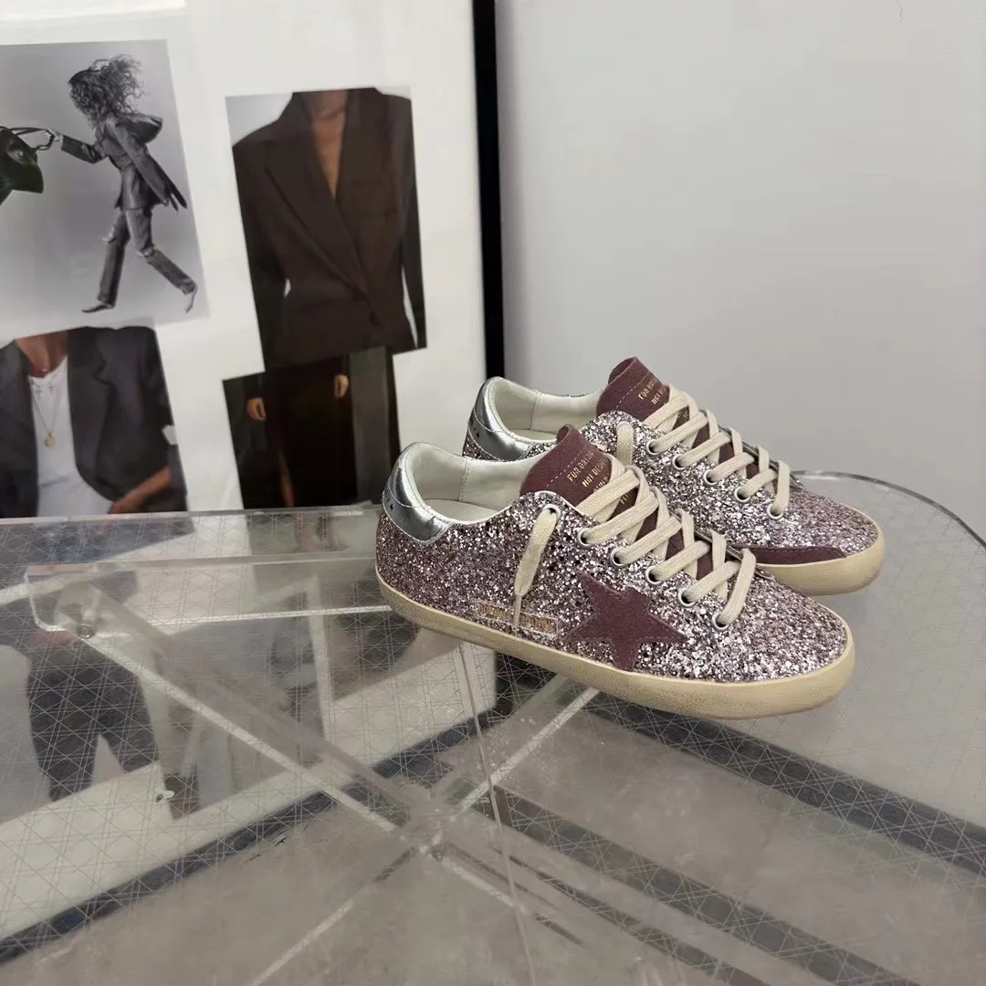 Кроссовки Женские Golden Goose 18265592