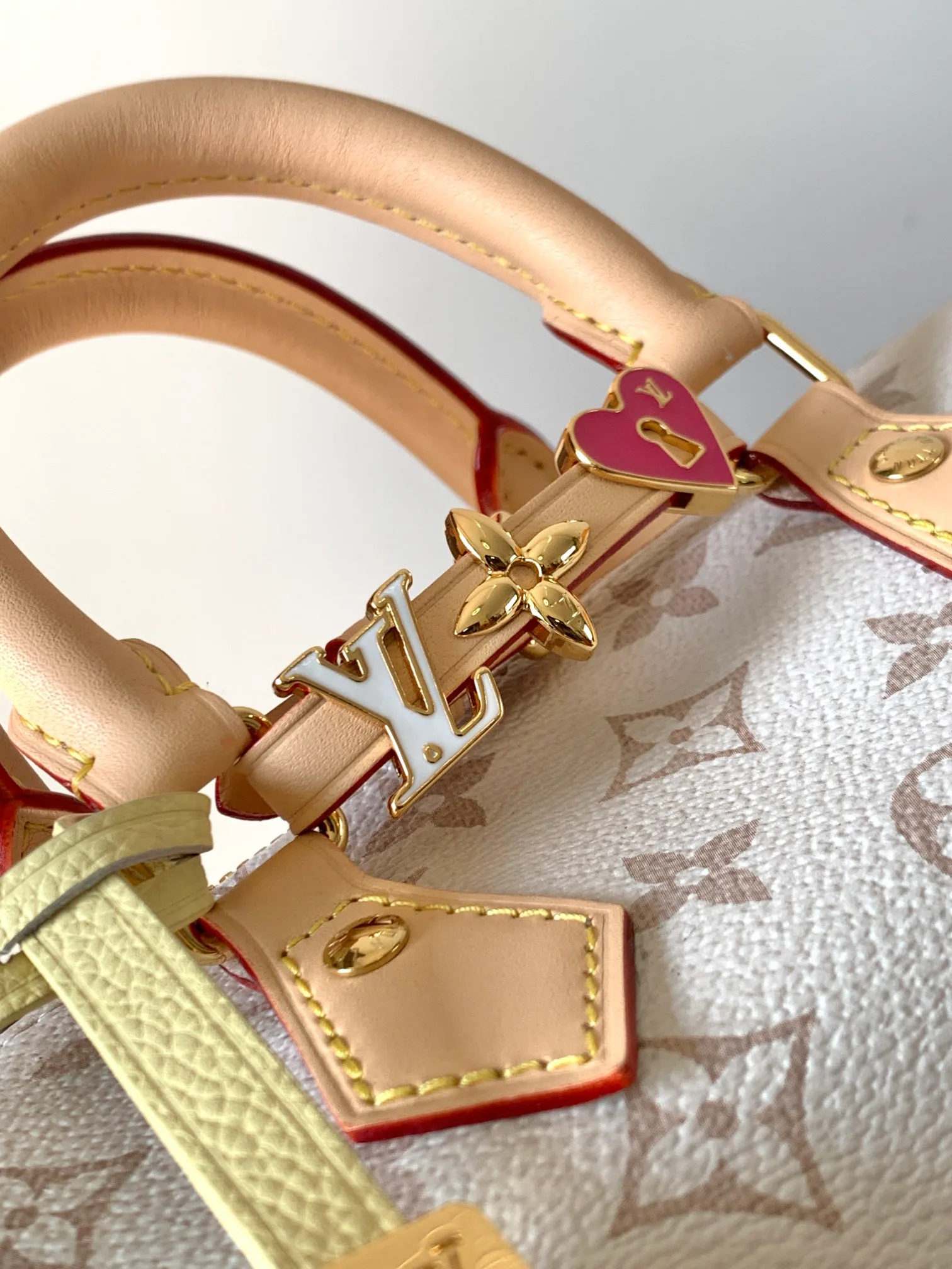 Клатчи Женские Louis Vuitton 11488649