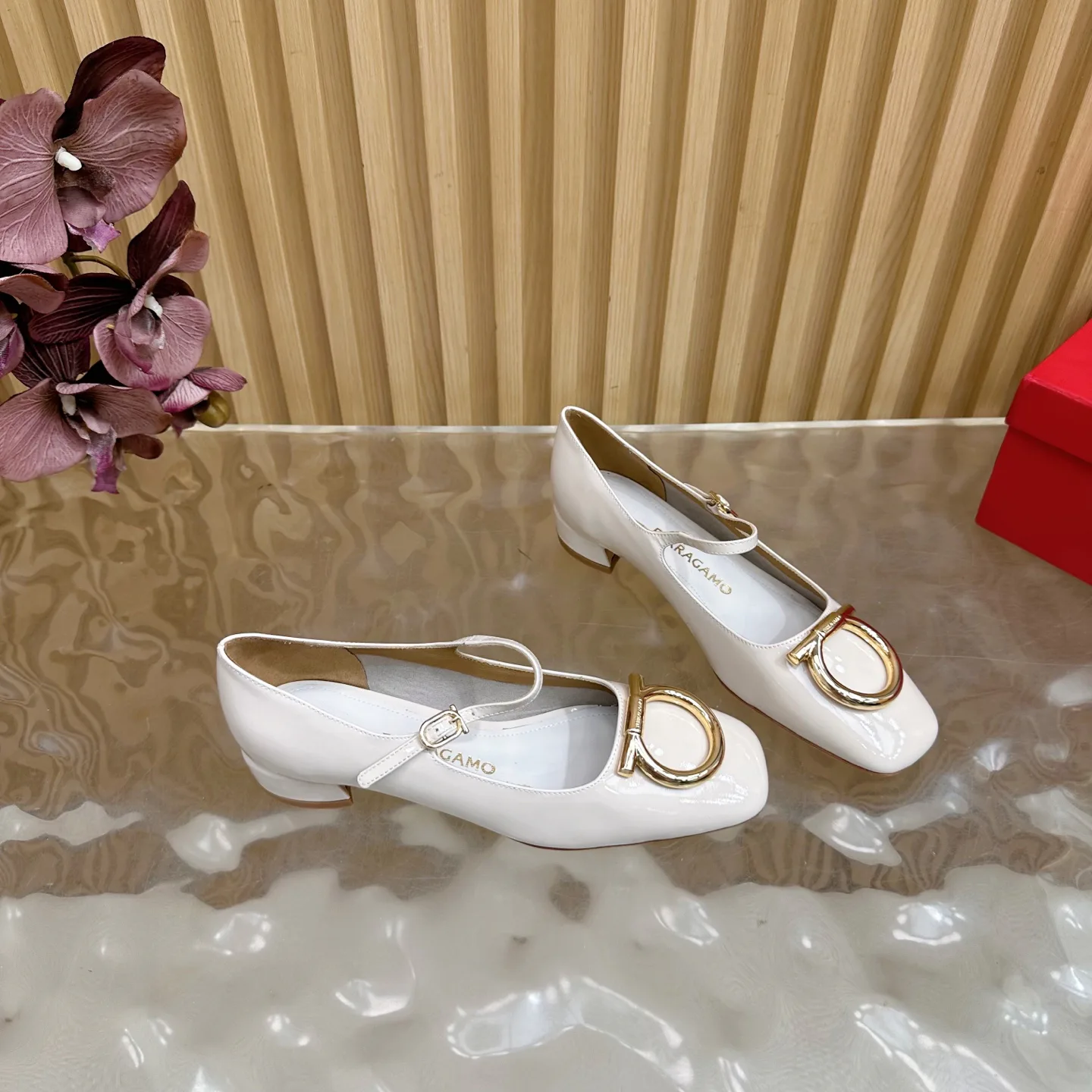 Туфли Женские Salvatore Ferragamo 113687