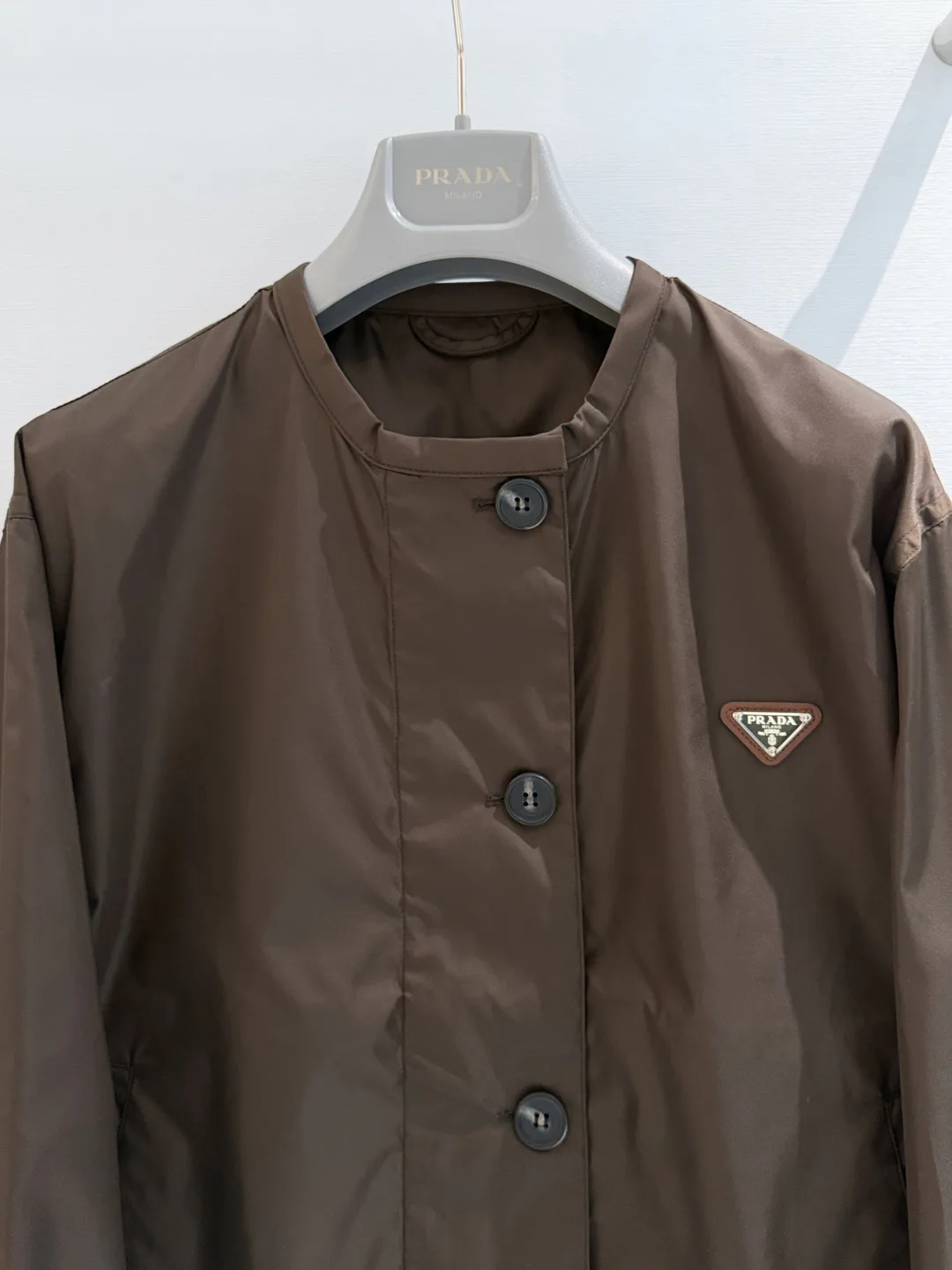 Куртки И Пуховики Женские Prada 18487904