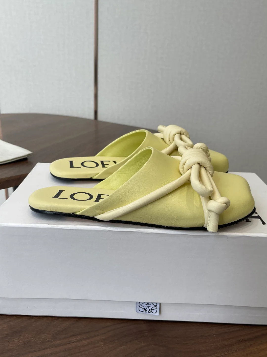 Шлепанцы Женские Loewe 11427975
