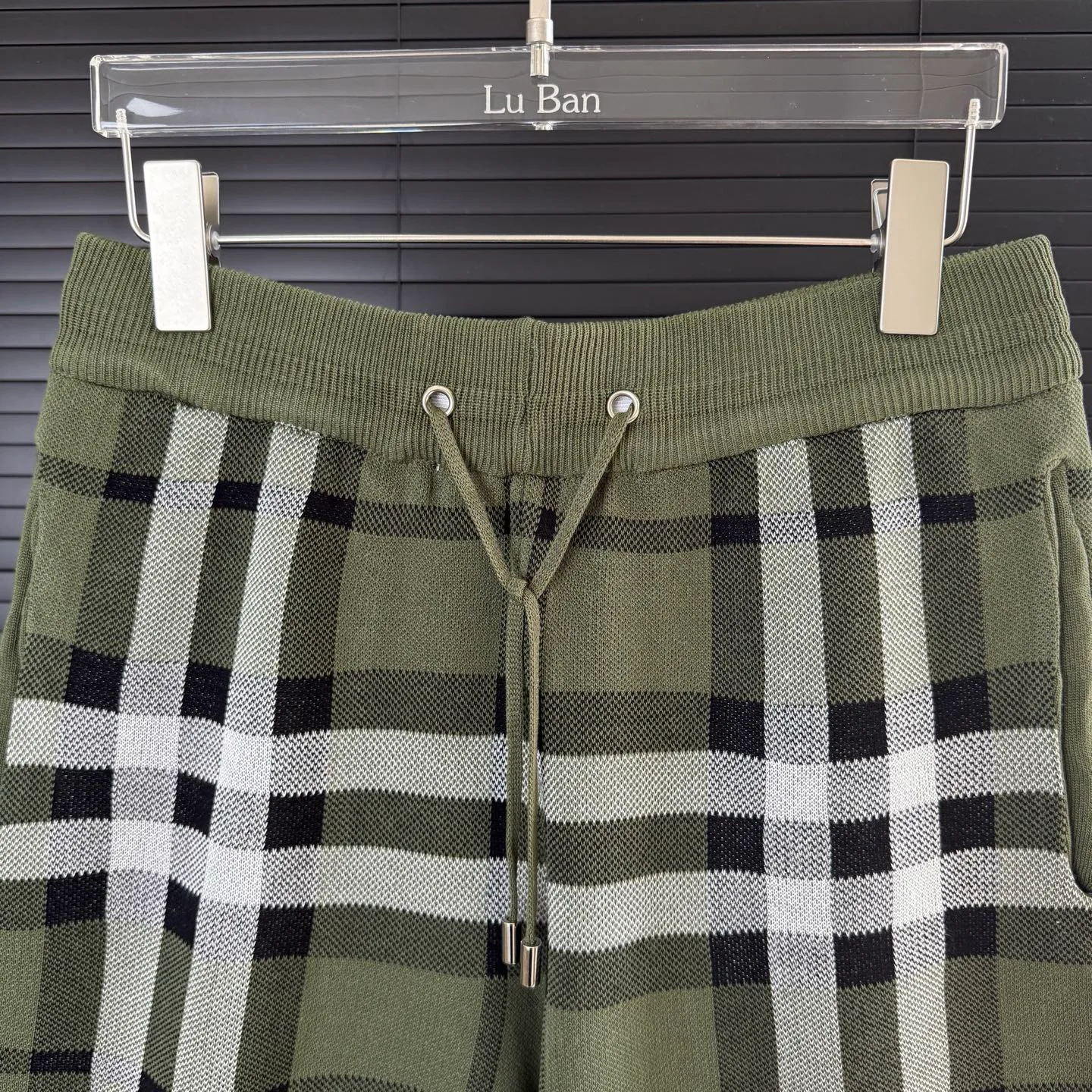 Шорты Женские Burberry 10952471