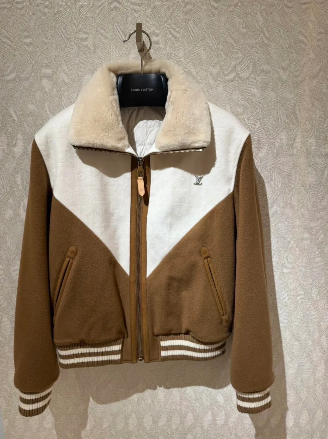 Куртки И Пуховики Мужские Louis Vuitton 7080105