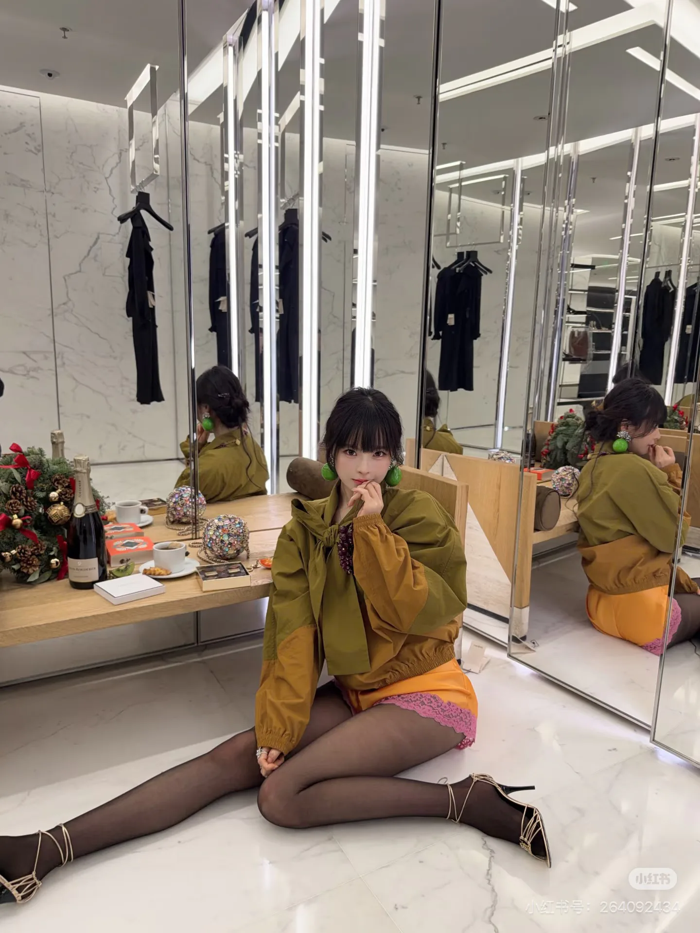 Свитшоты И Худи Женские Saint Laurent 11747251