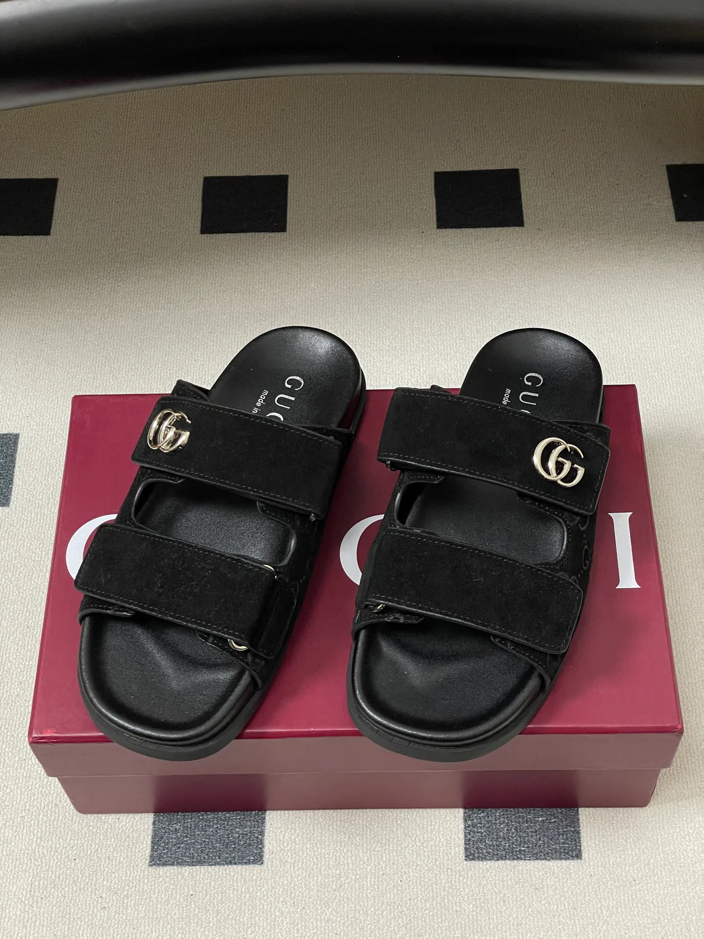 Сандалии Женские Gucci 11777357