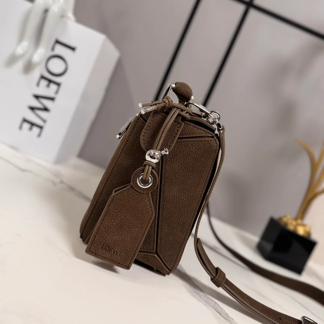 Классические Сумки Женские Loewe 10243127