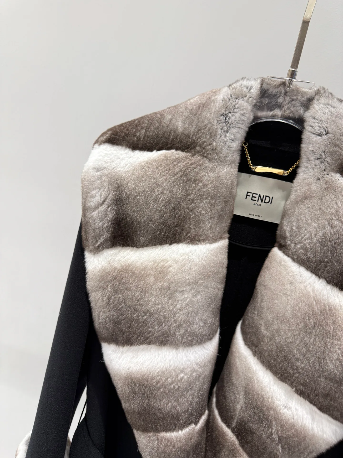 Пальто Женские Fendi 17933233