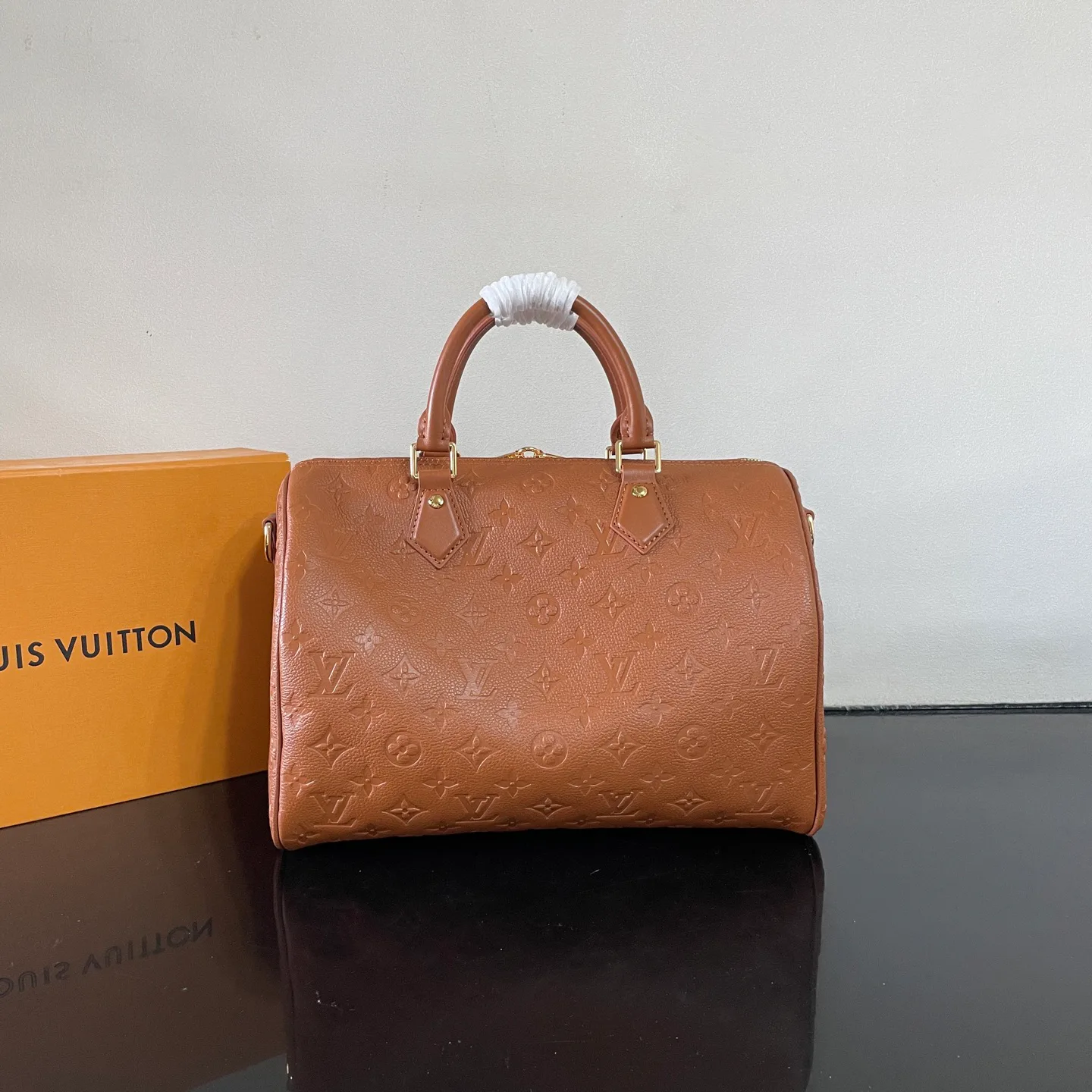Классические Сумки Женские Louis Vuitton 852815