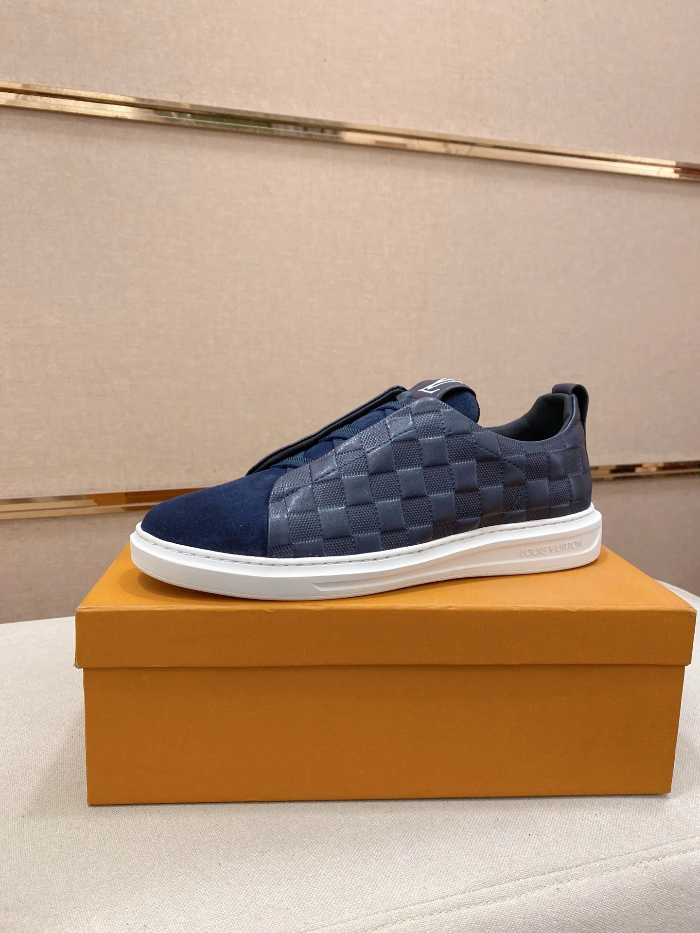 Кроссовки Мужские Louis Vuitton 433978