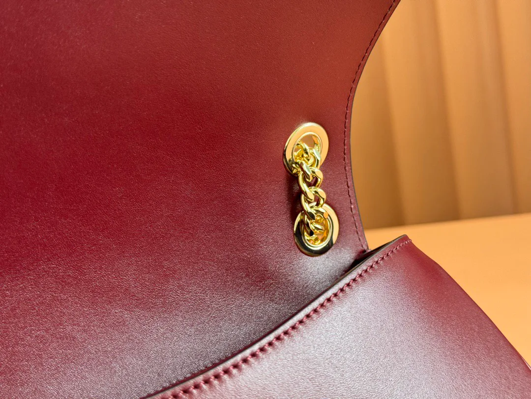 Классические Сумки Женские Gucci 17449043
