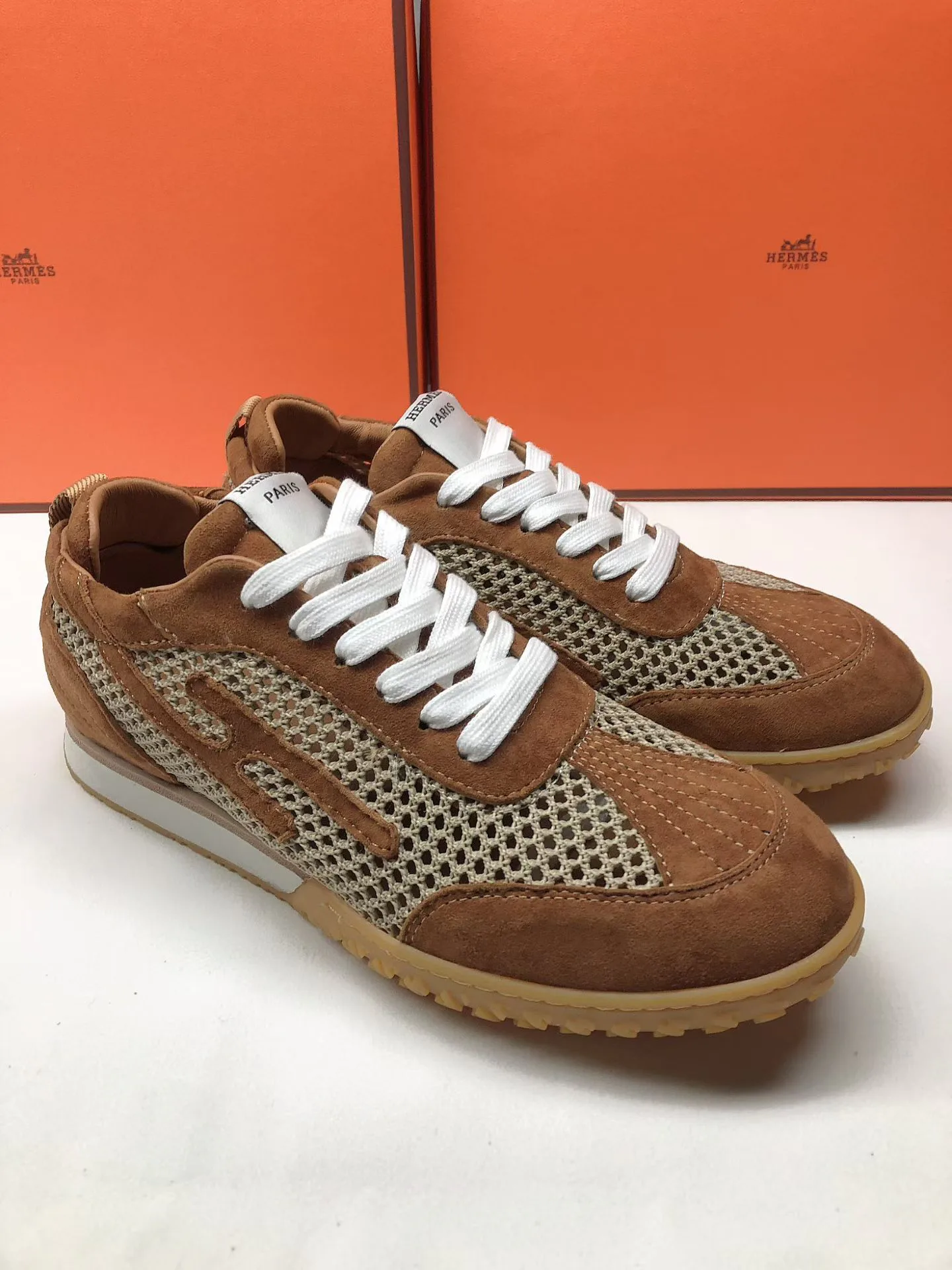 Кроссовки Женские Hermes 11765352