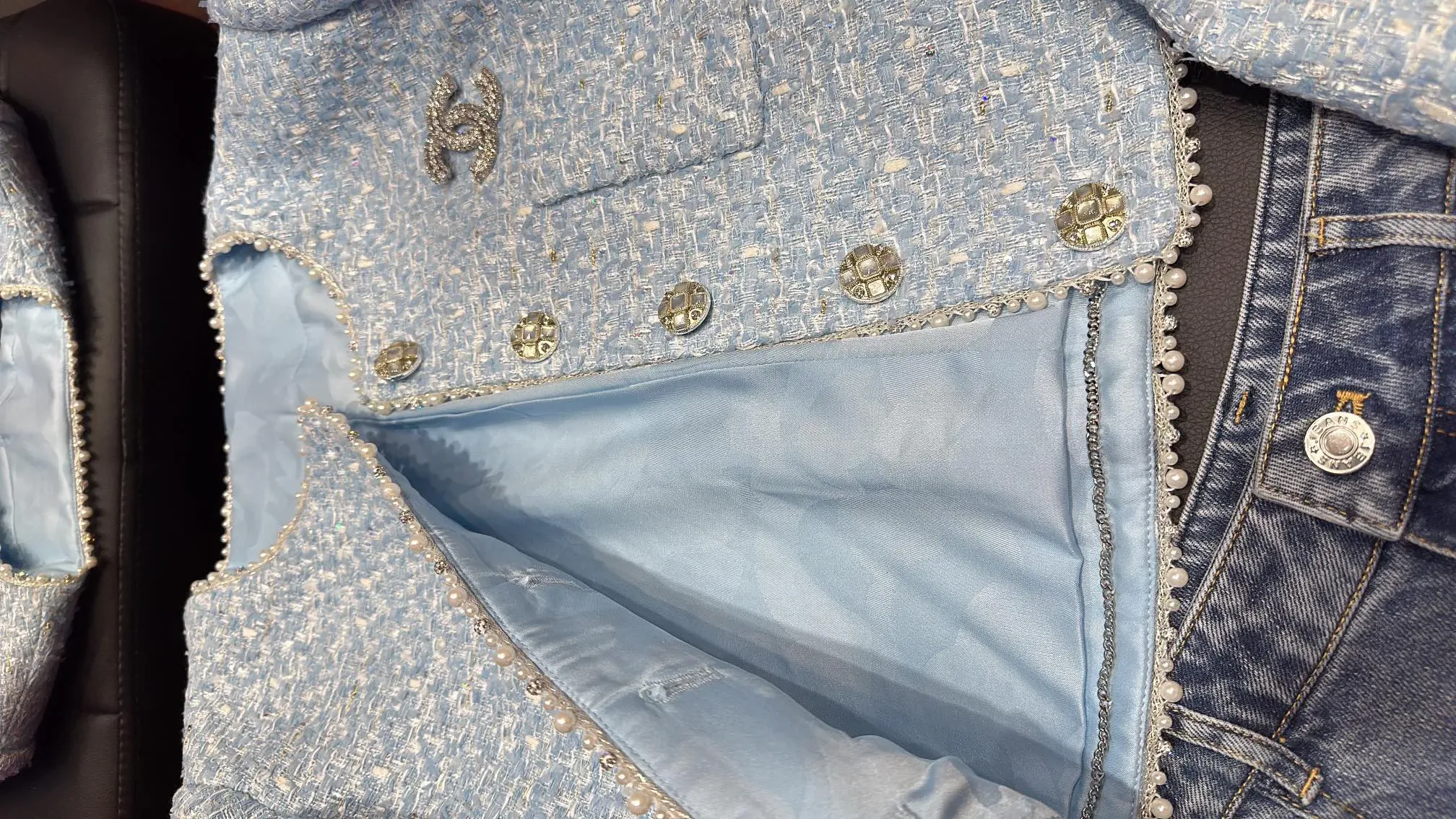 Куртки И Пуховики Женские Chanel 18104