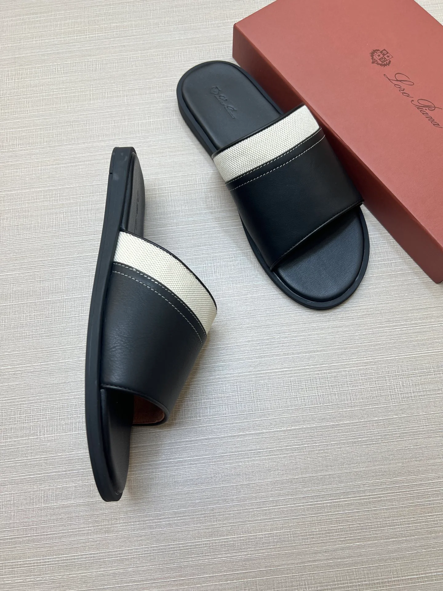 Шлепанцы Мужские Loro Piana 17140365