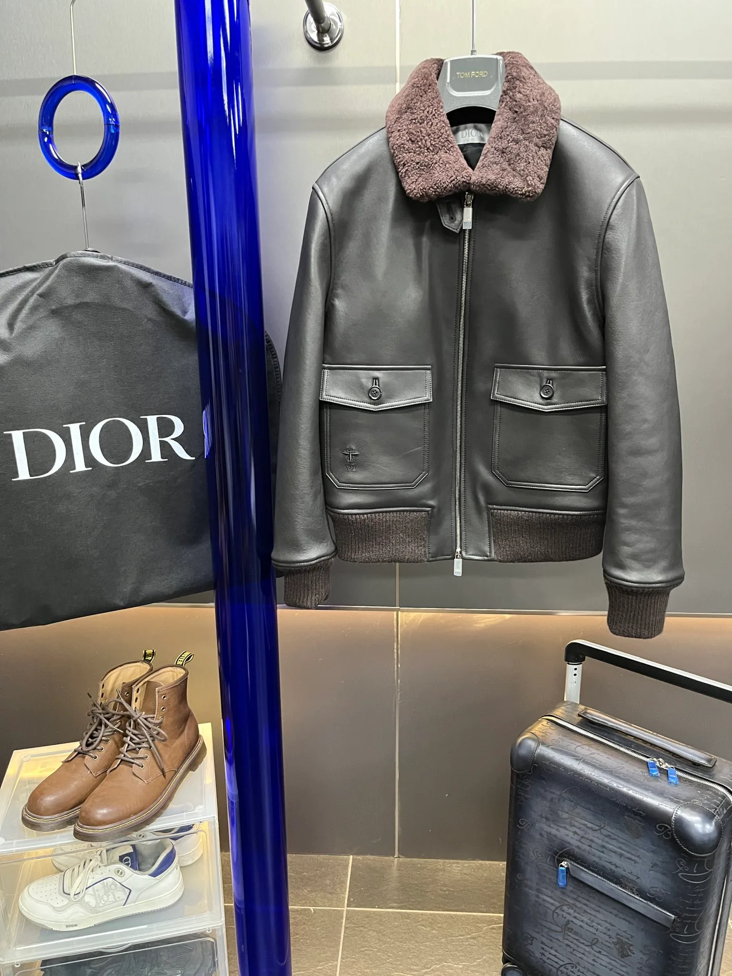 Куртки И Пуховики Мужские Christian Dior 444244