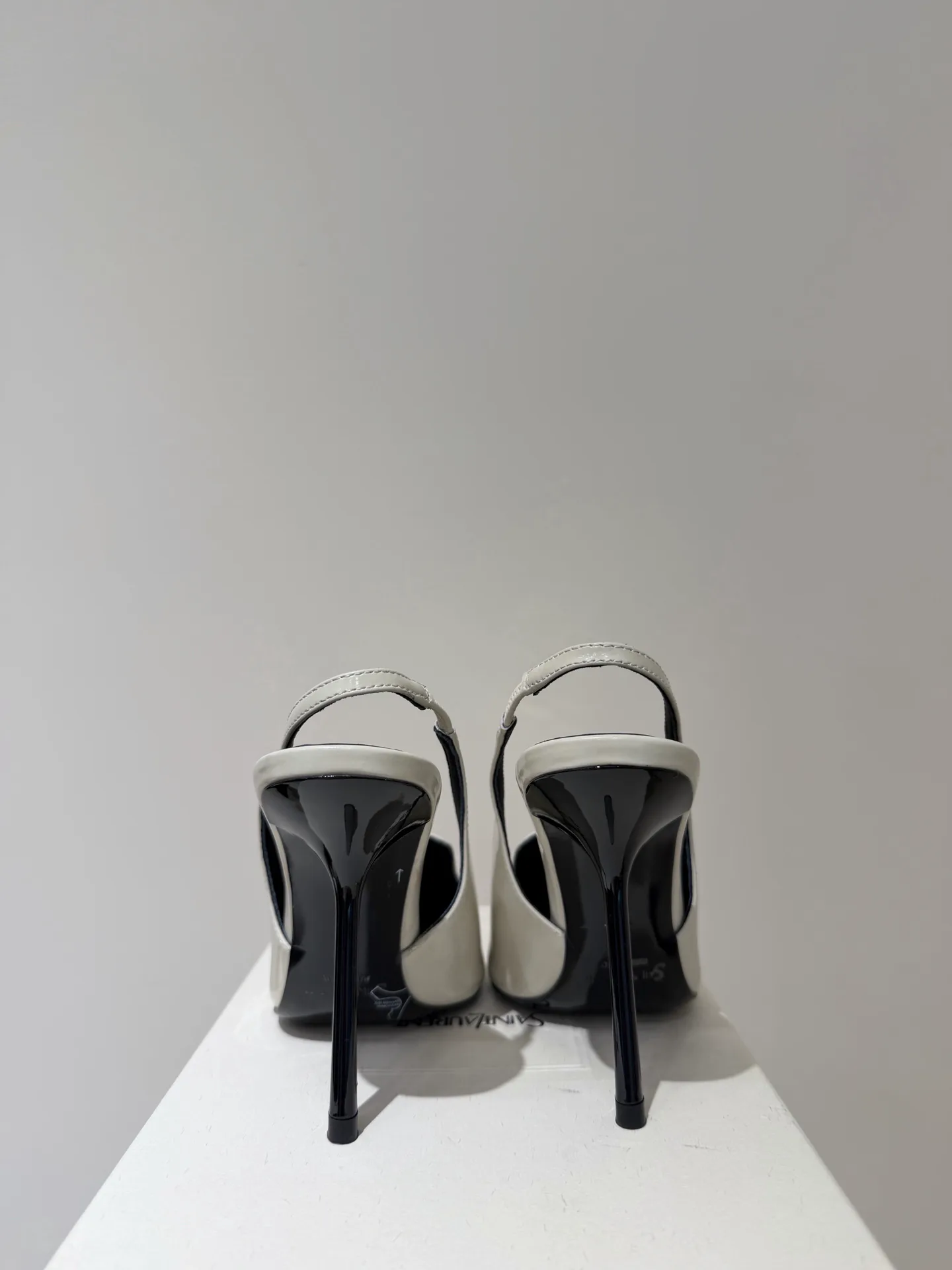 Туфли Женские Saint Laurent 17408064