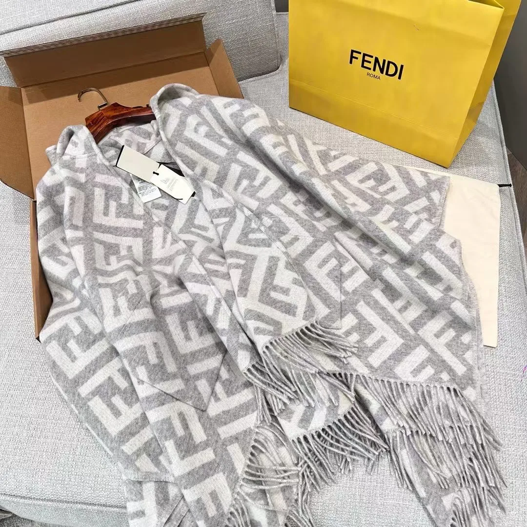Шарфы Fendi 1669519