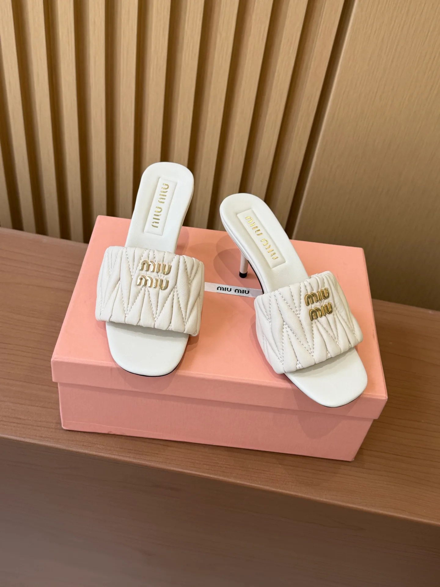 Босоножки Женские Miu Miu 13351177