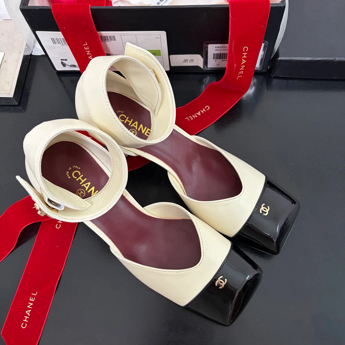 Туфли Женские Chanel 18683051
