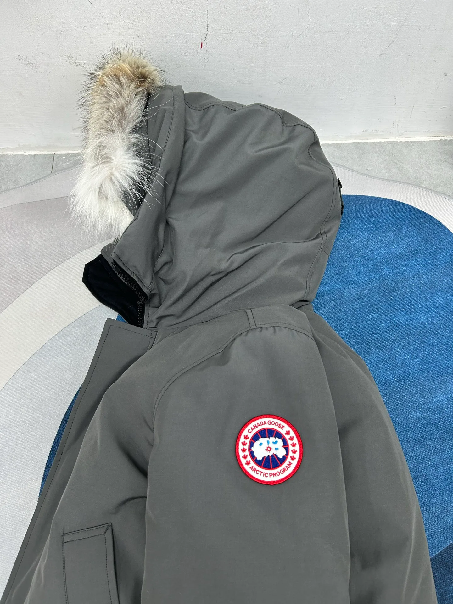 Куртки И Пуховики Женские Canada Goose 378381