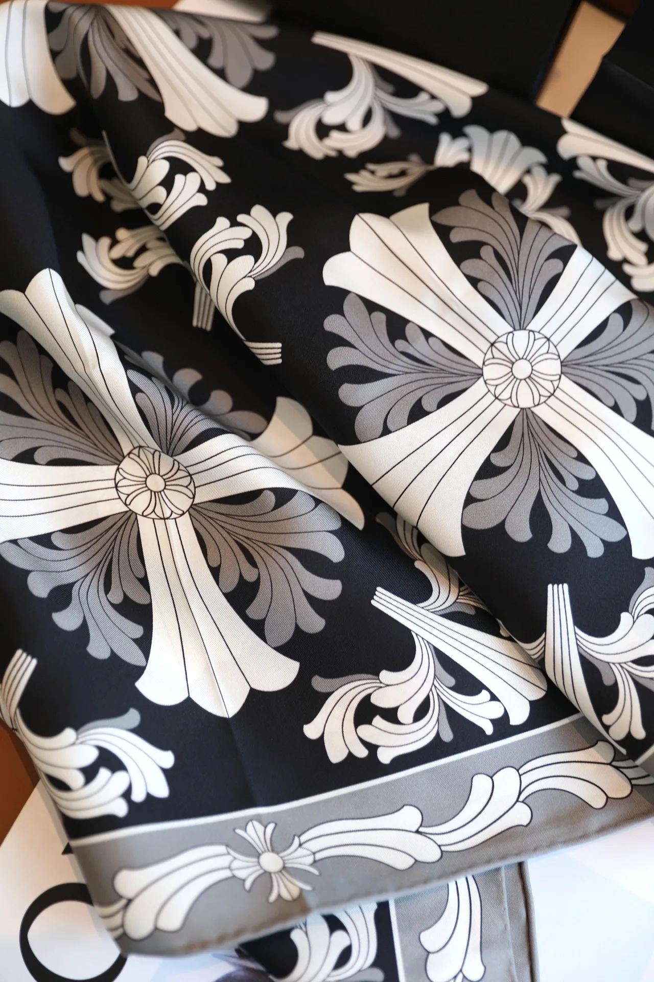 Шарфы Chrome Hearts 12763104