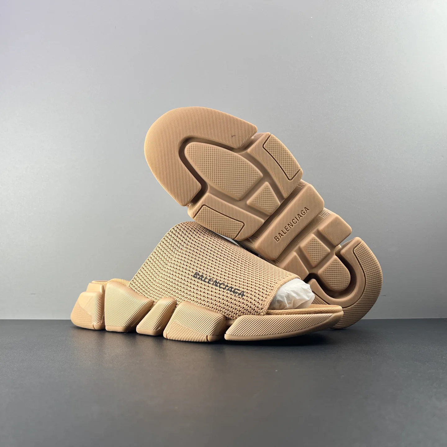 Шлепанцы Женские Balenciaga 13548633