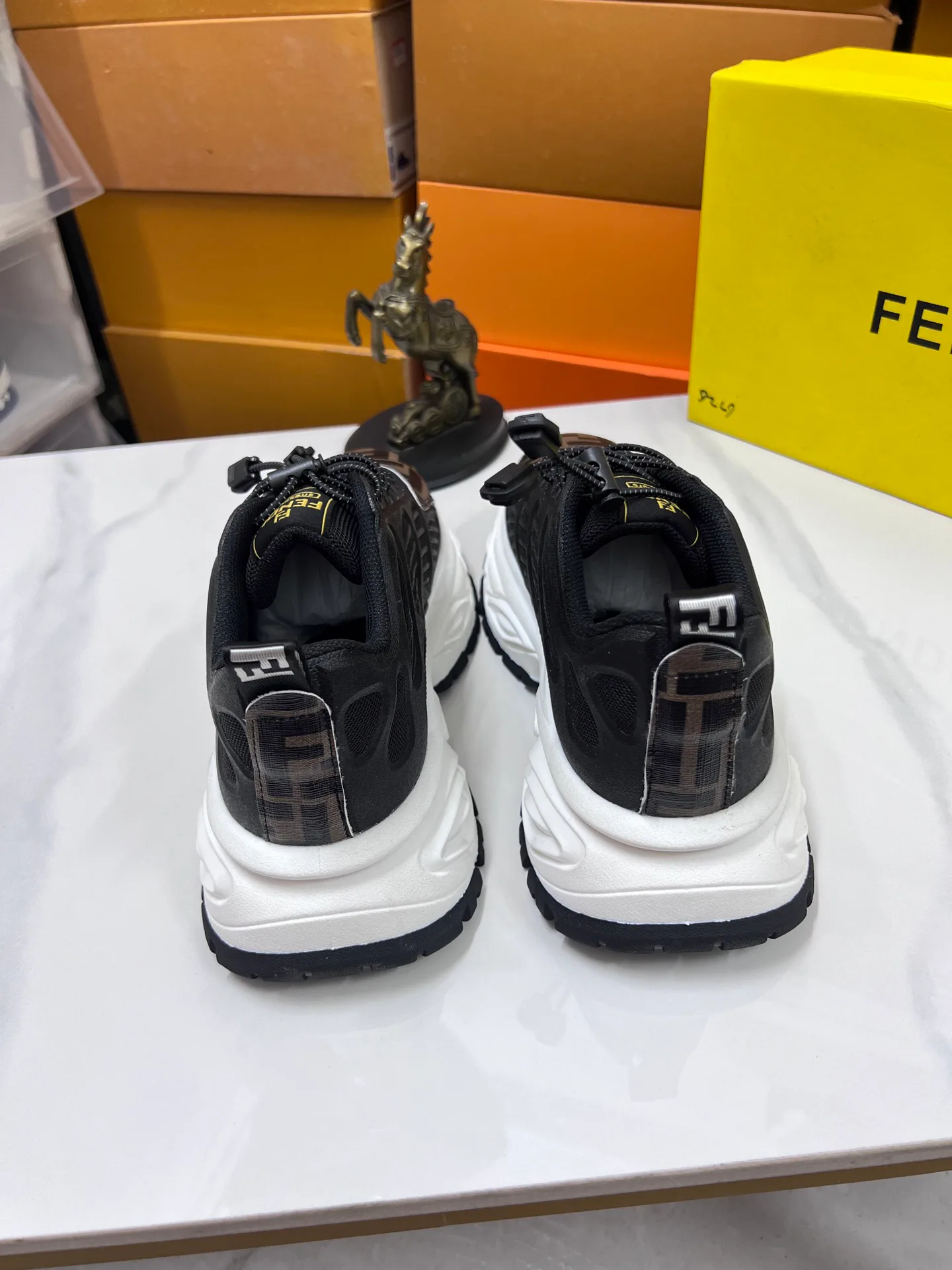 Кроссовки Женские Versace 1498238