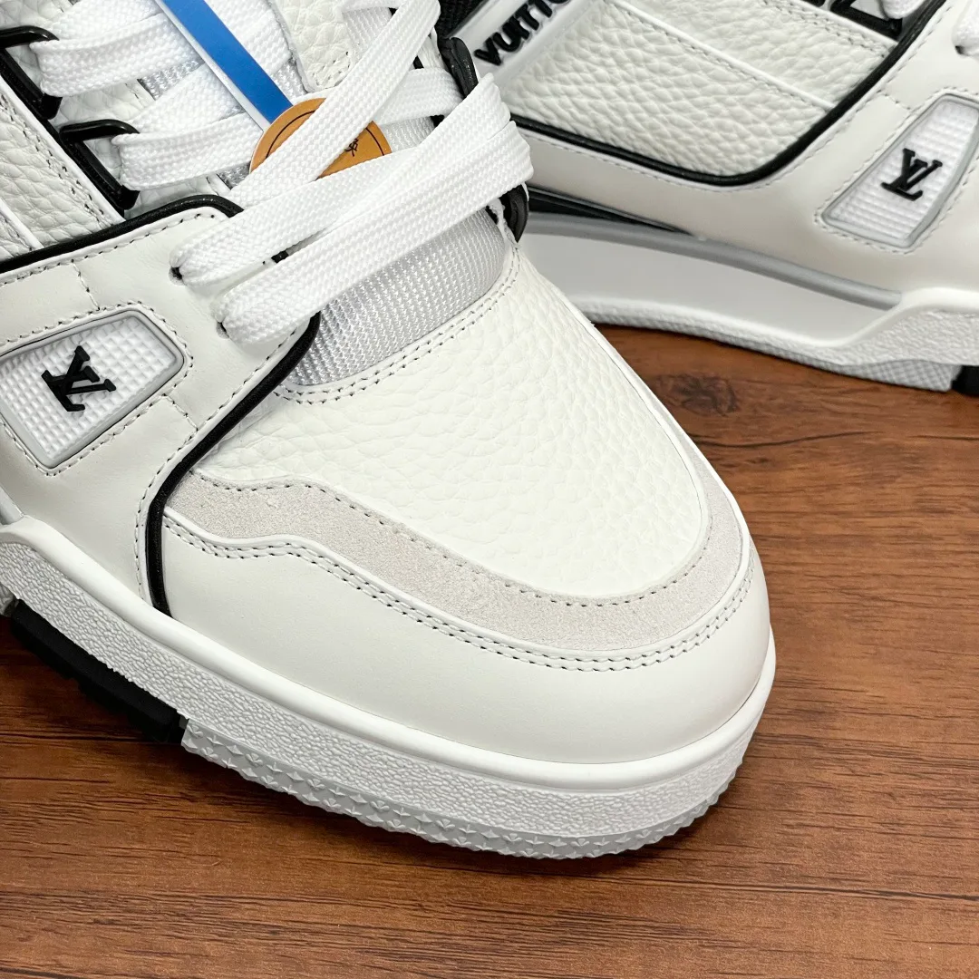 Кроссовки Мужские Louis Vuitton 11602238