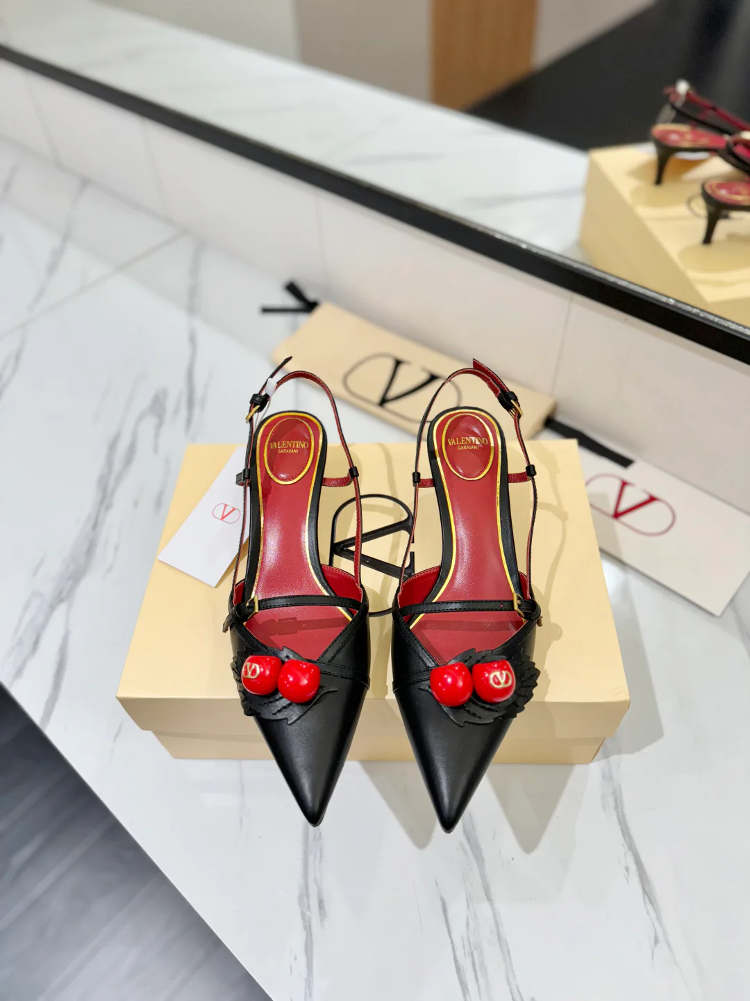 Босоножки Женские Valentino 11448930