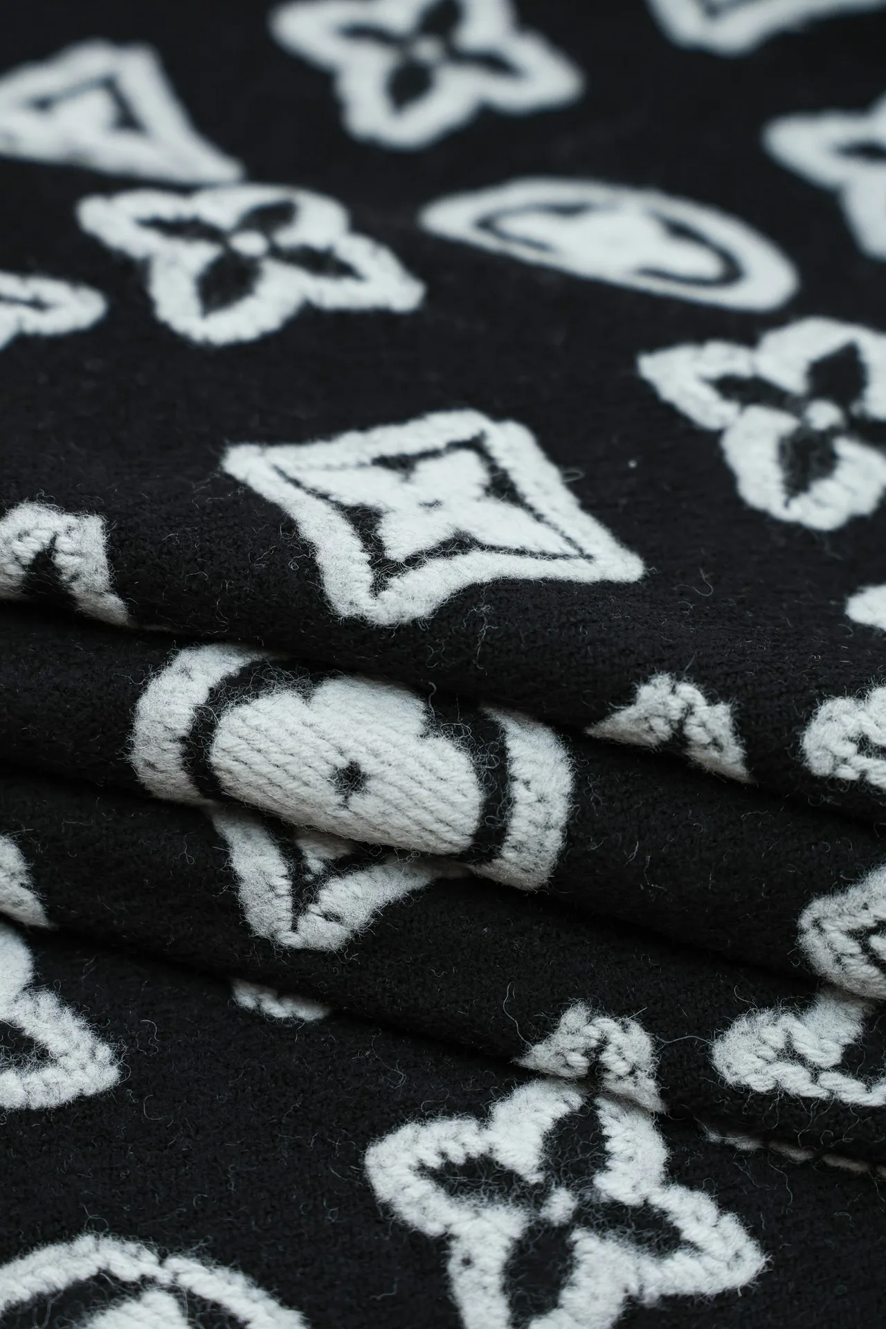 Шарфы Louis Vuitton 94390