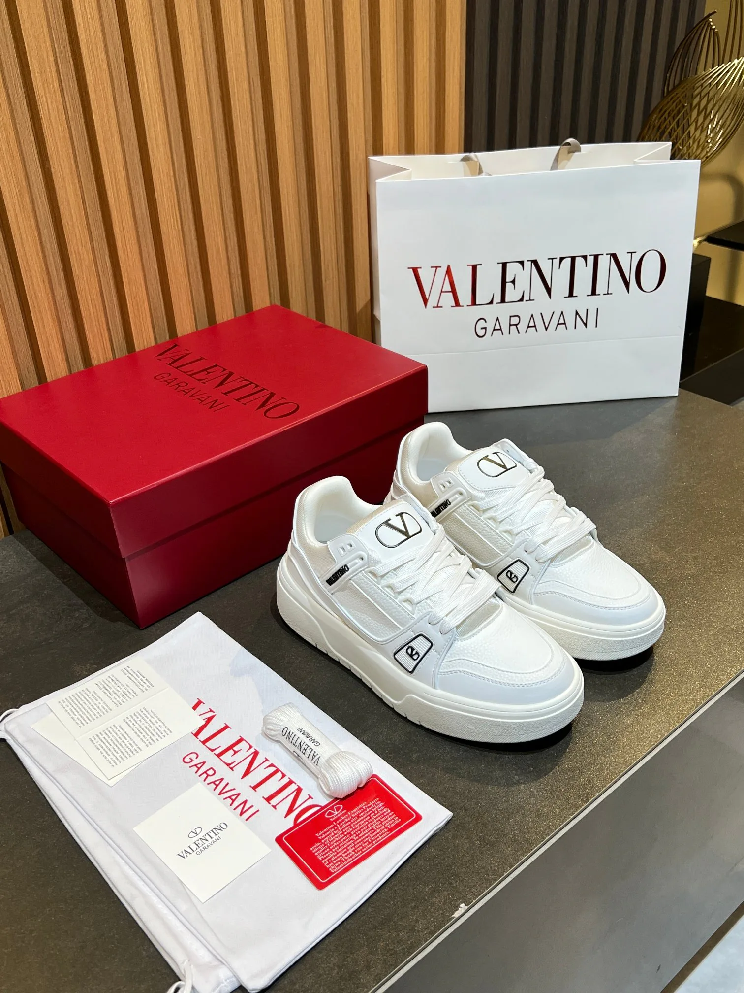 Кроссовки Женские Valentino 11575955