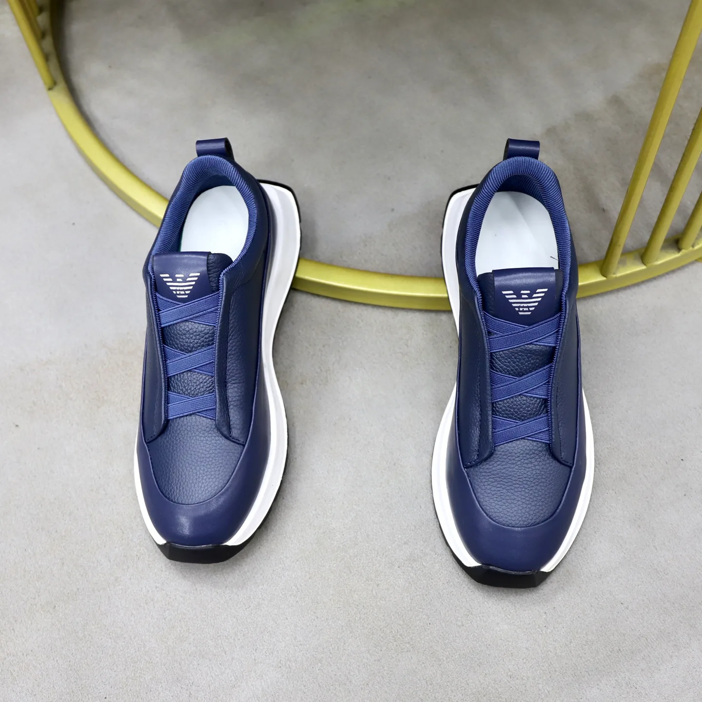 Кроссовки Мужские Armani 17604367