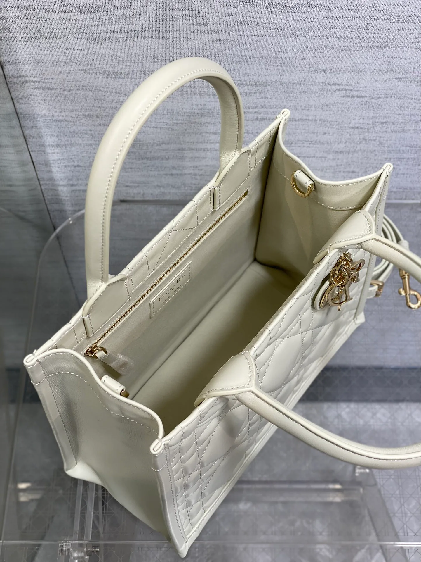 Классические Сумки Женские Christian Dior 17601401