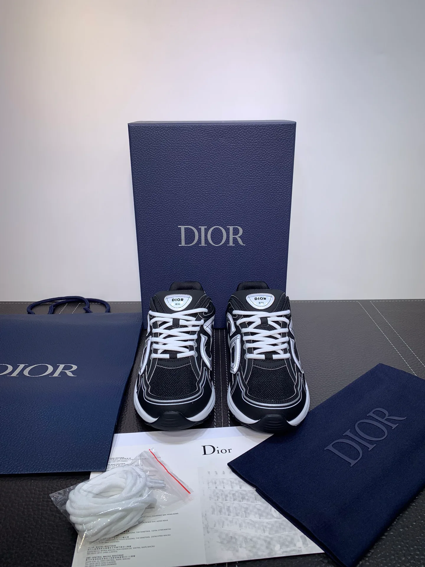 Кроссовки Женские Christian Dior 11617824
