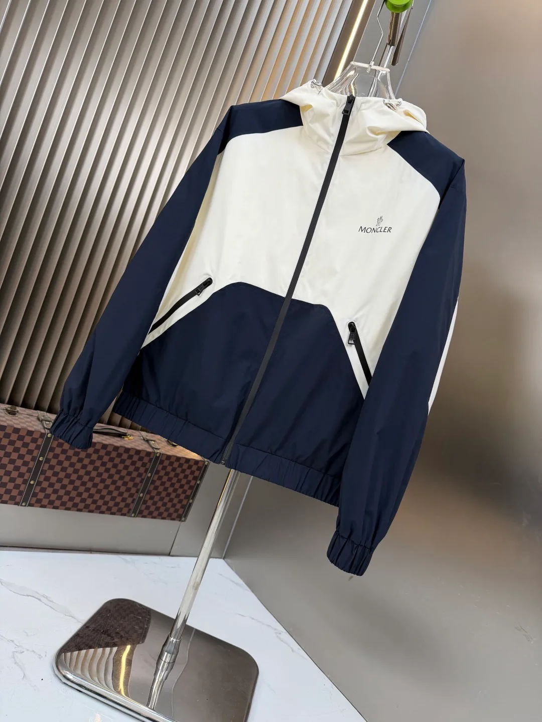 Пальто И Тренчи Мужские Moncler 11523385