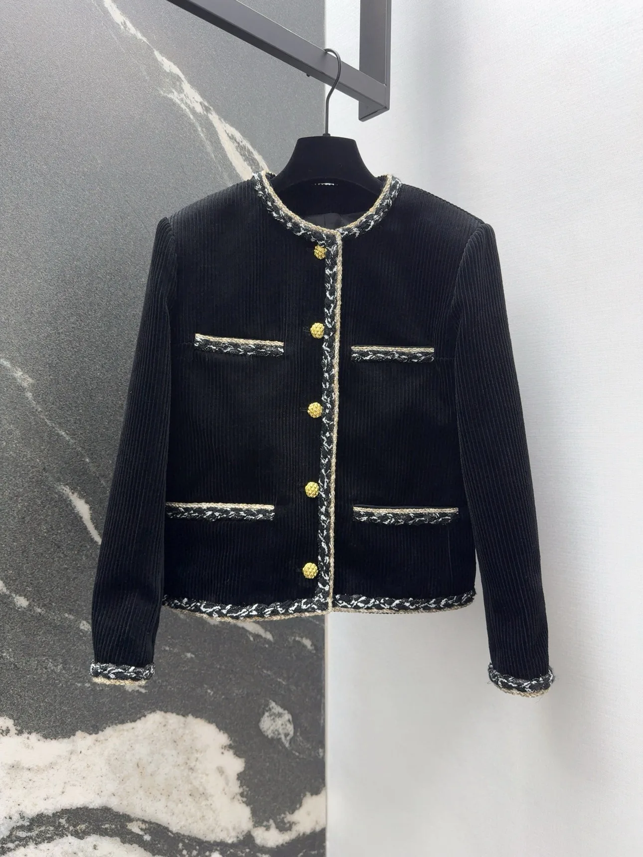 Куртки И Пуховики Женские Chanel 1841808