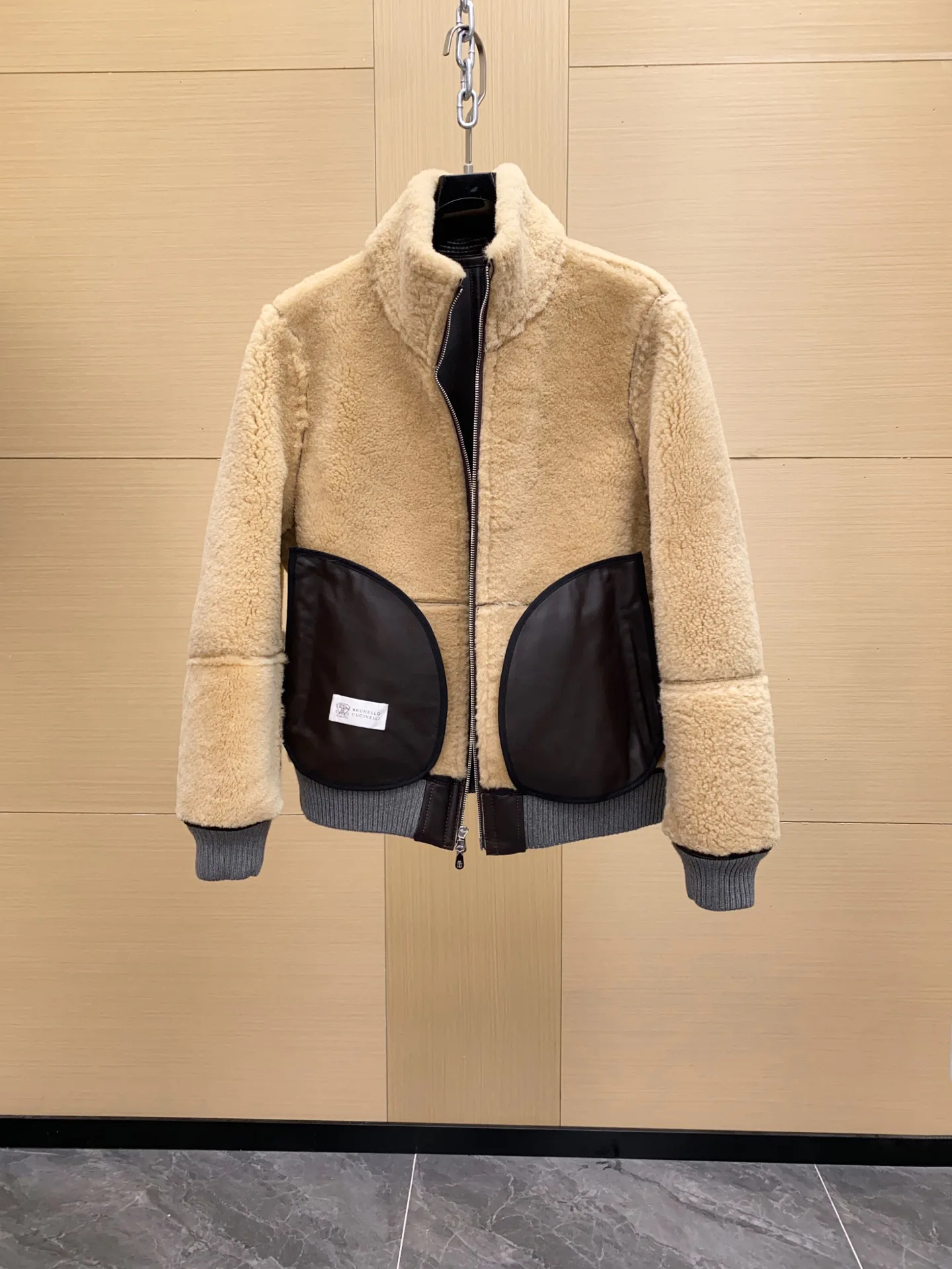 Кожаные Куртки И Дублёнки Женские Louis Vuitton 245423