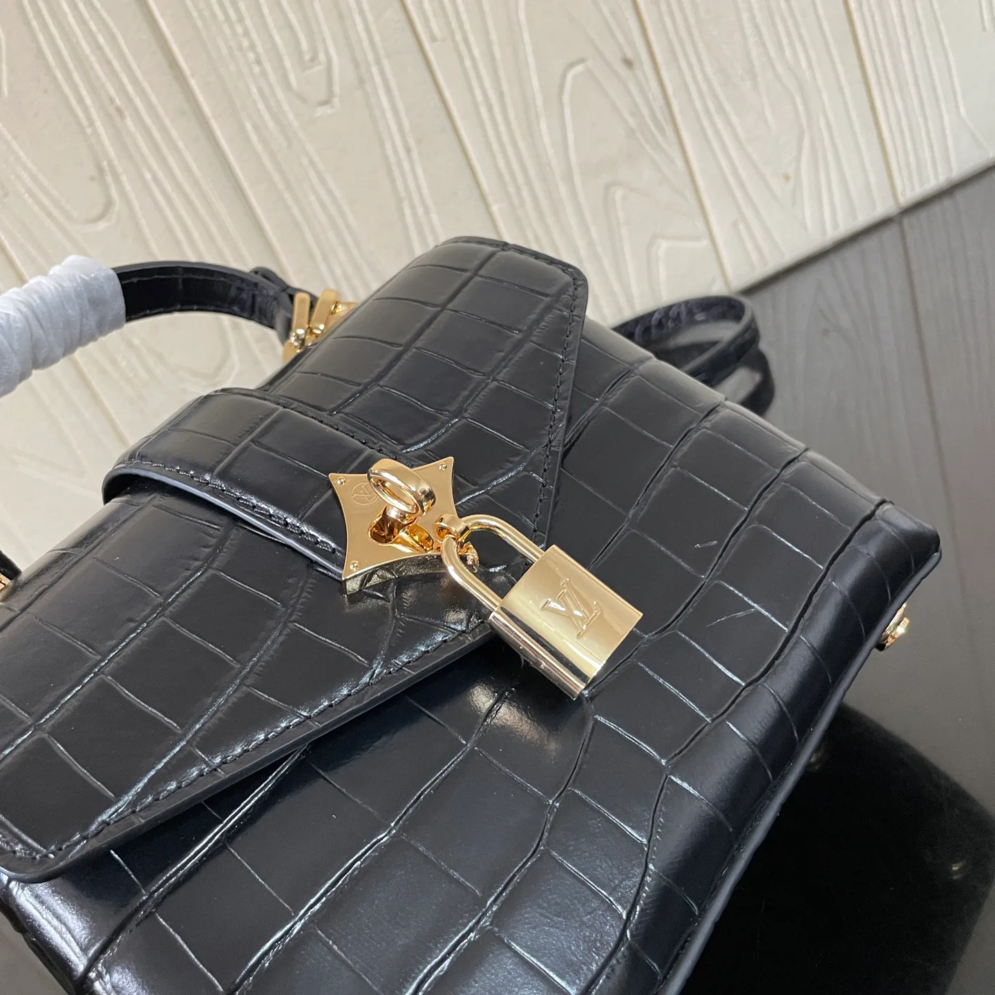 Сумки На Ремне Женские Louis Vuitton 515532