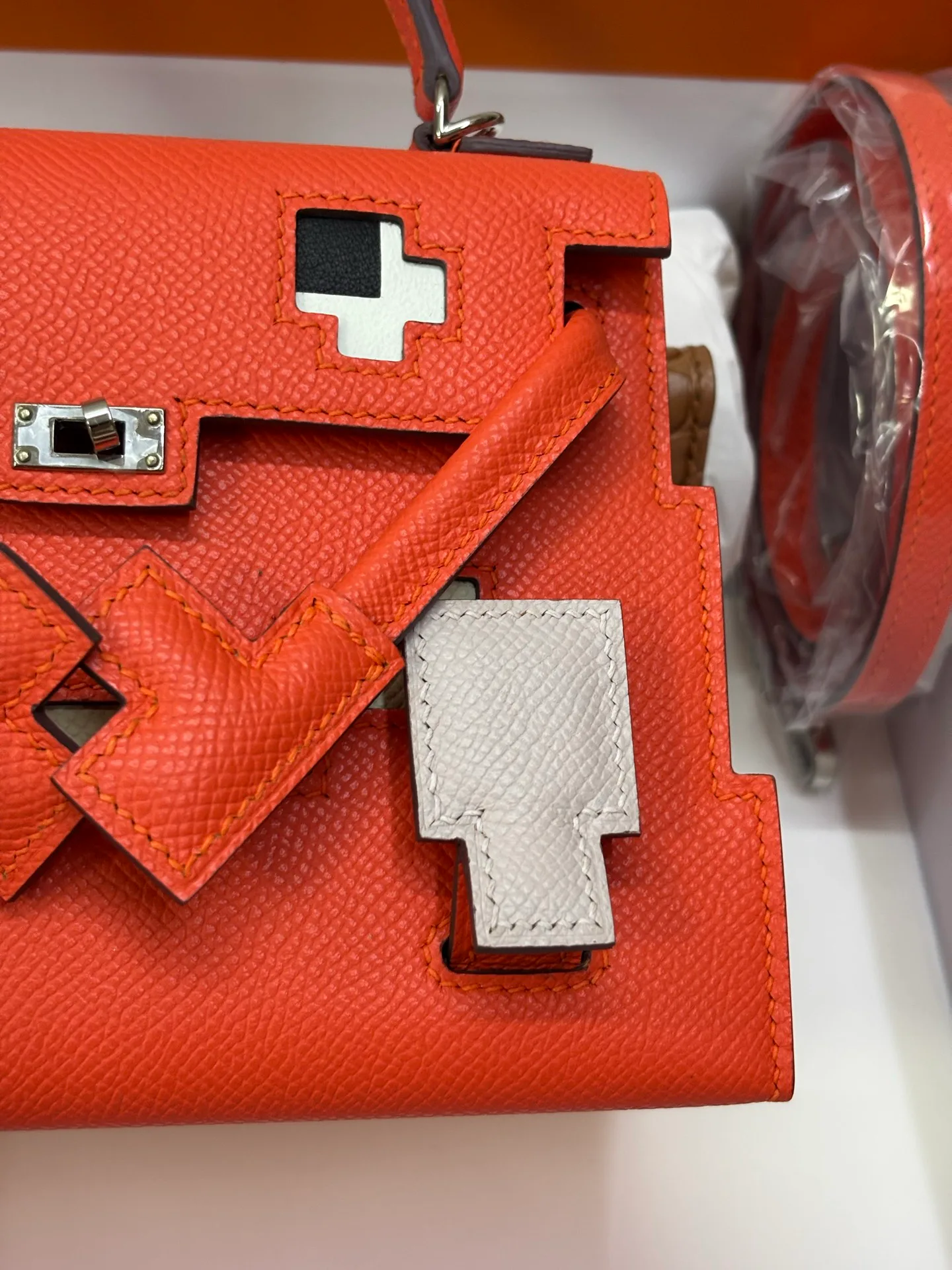 Классические Сумки Женские Hermes 18127214