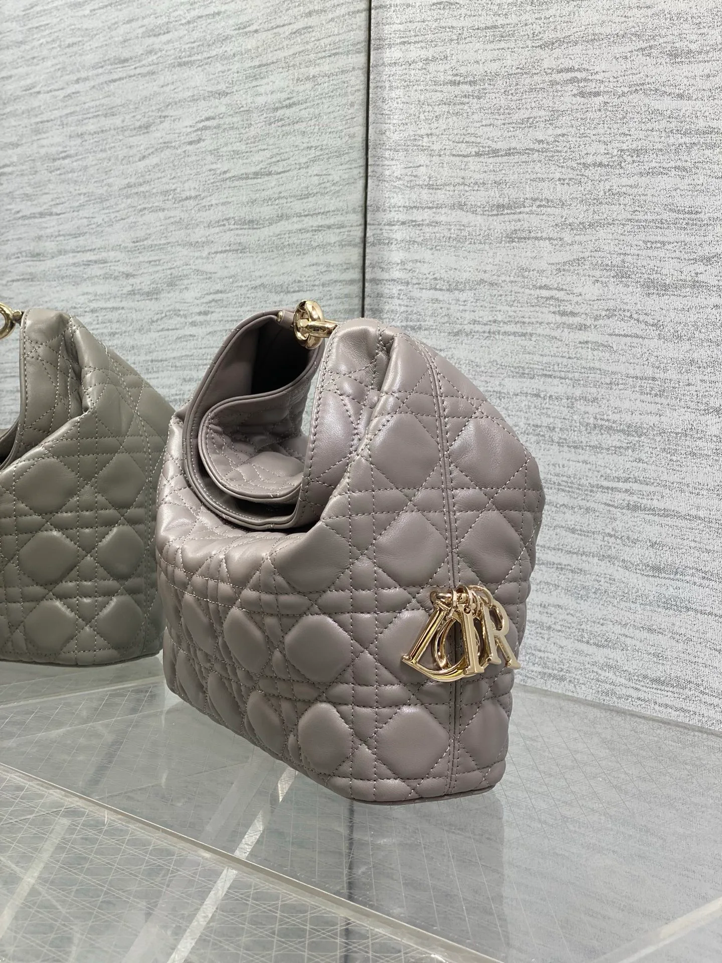 Классические Сумки Женские Christian Dior 18242103