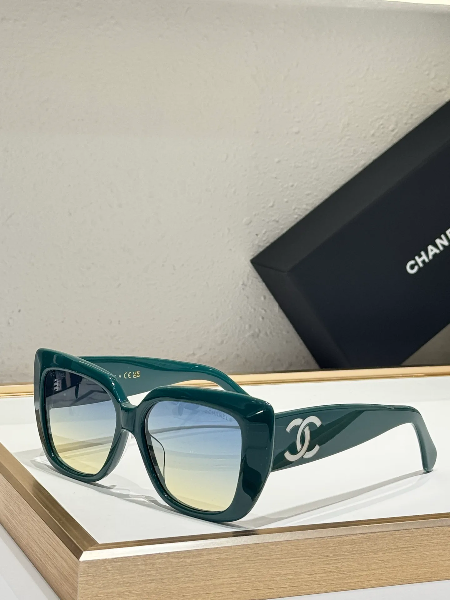 Очки Chanel 17546275