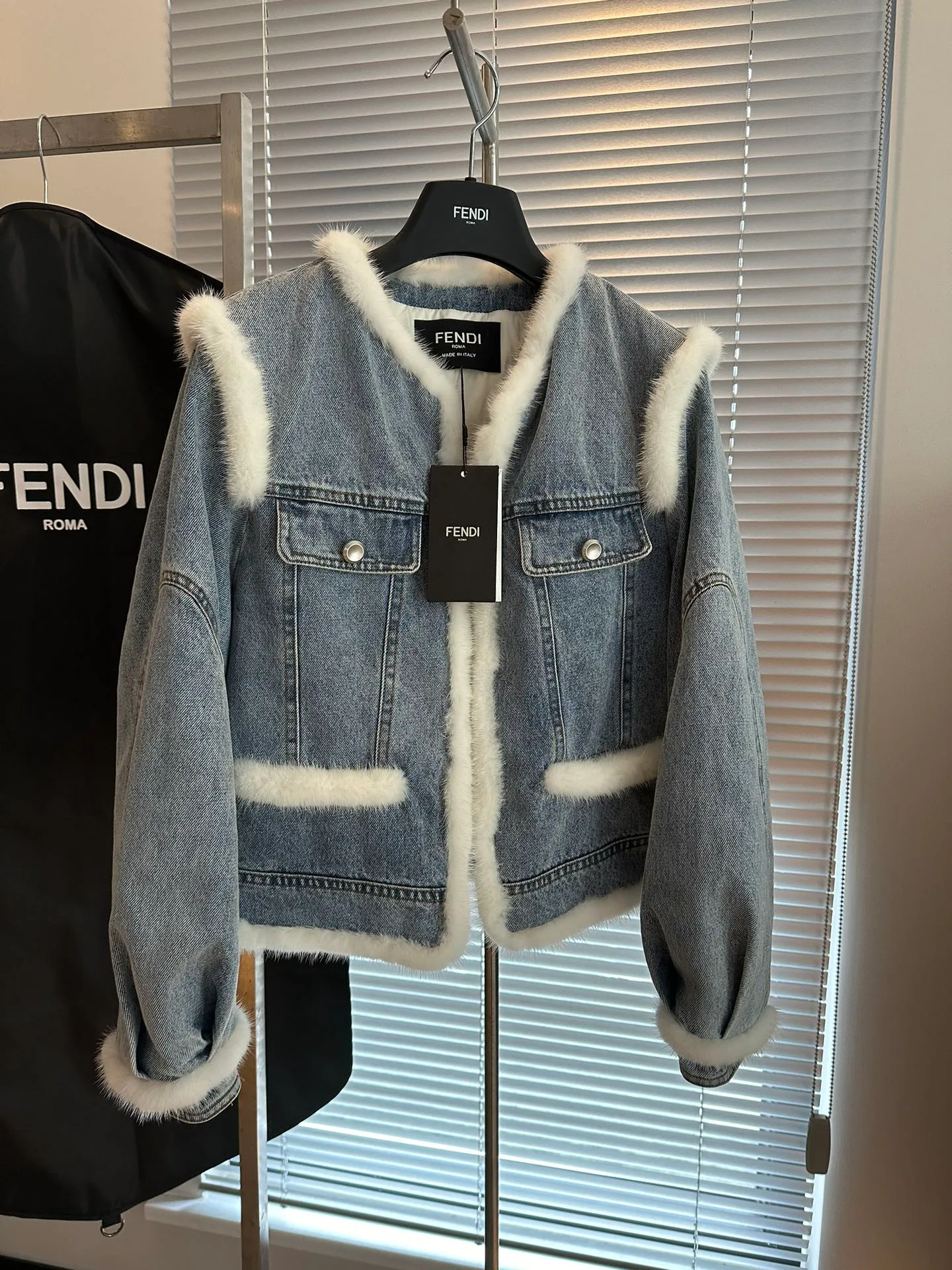 Шубы Женские Fendi 5051180
