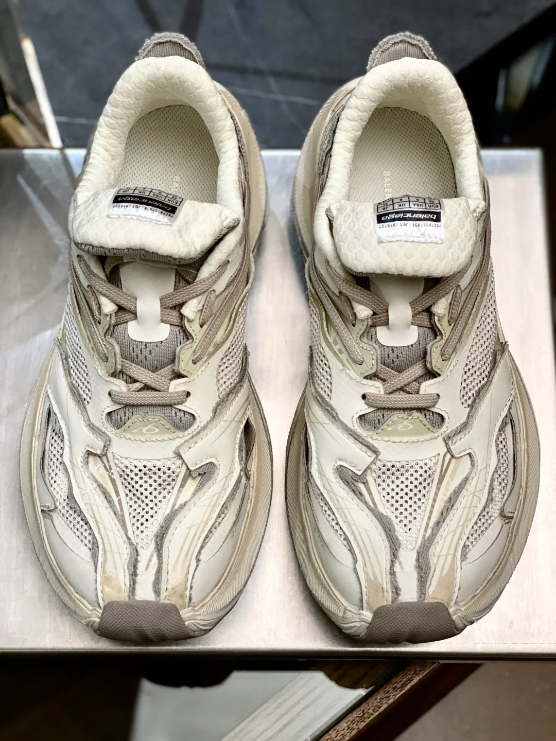 Кроссовки Женские Balenciaga 16934987