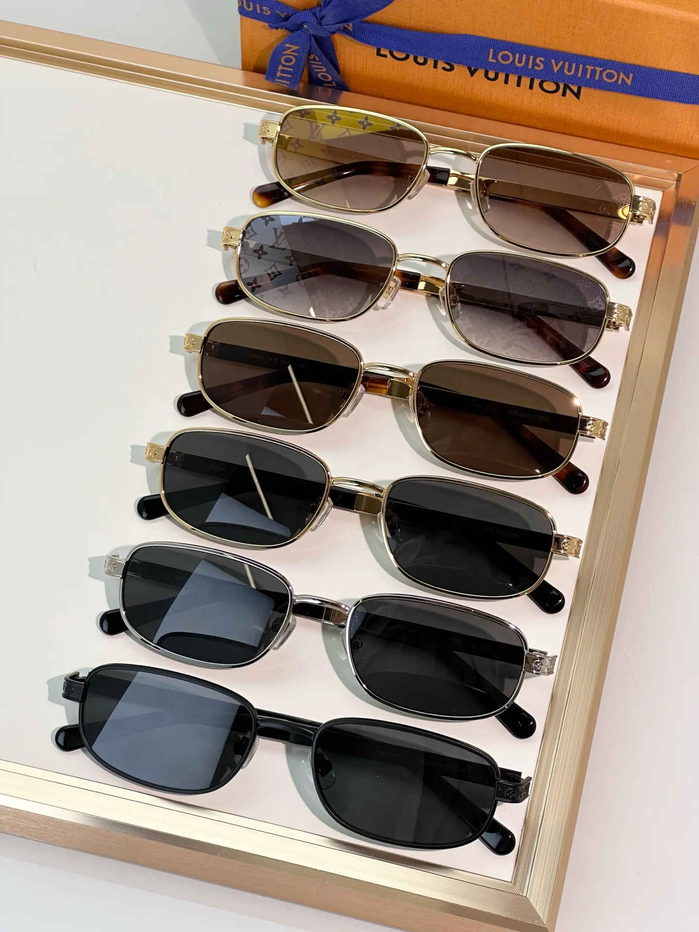 Очки Louis Vuitton 11389107