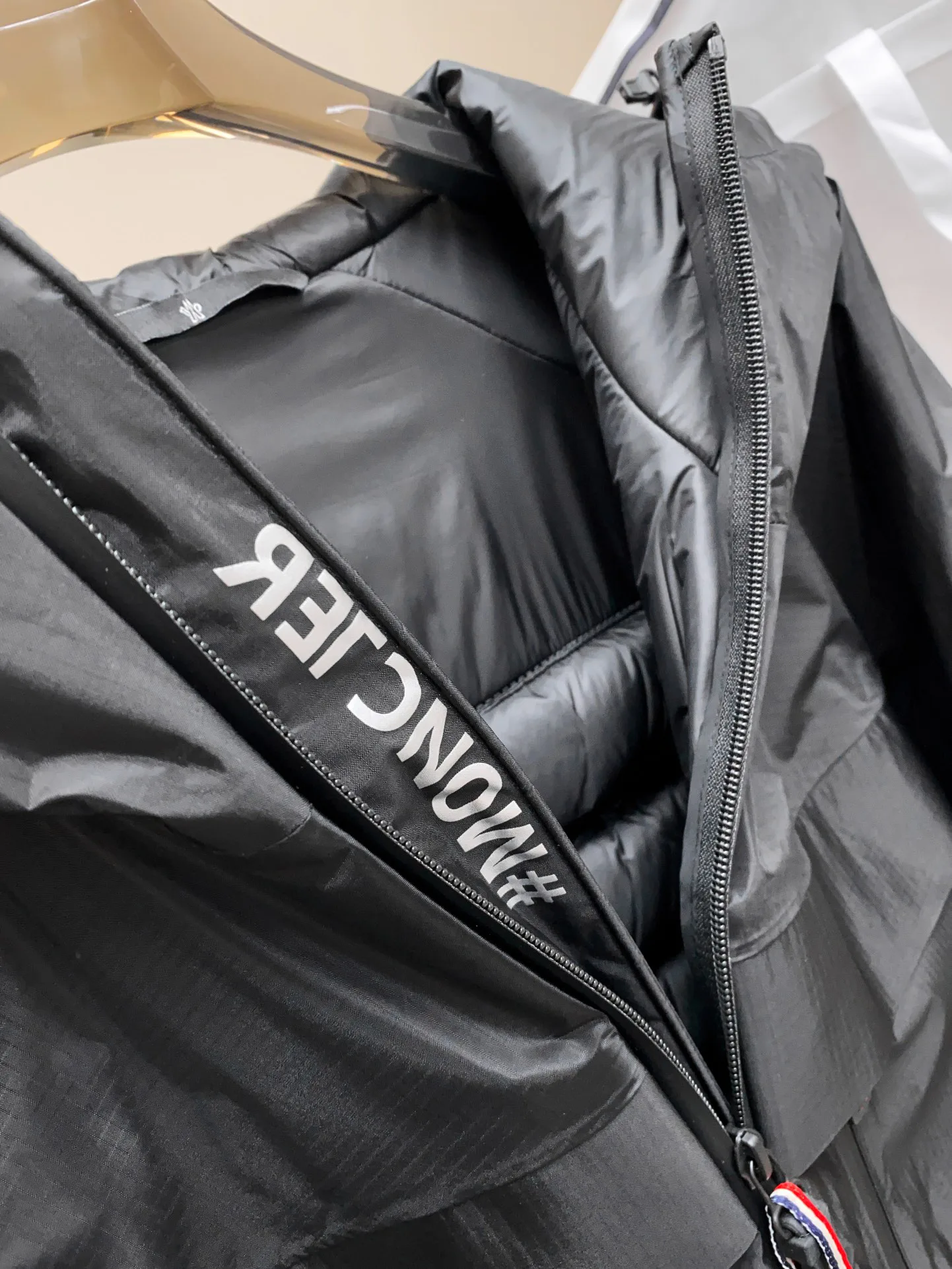 Куртки И Пуховики Мужские Moncler 786867