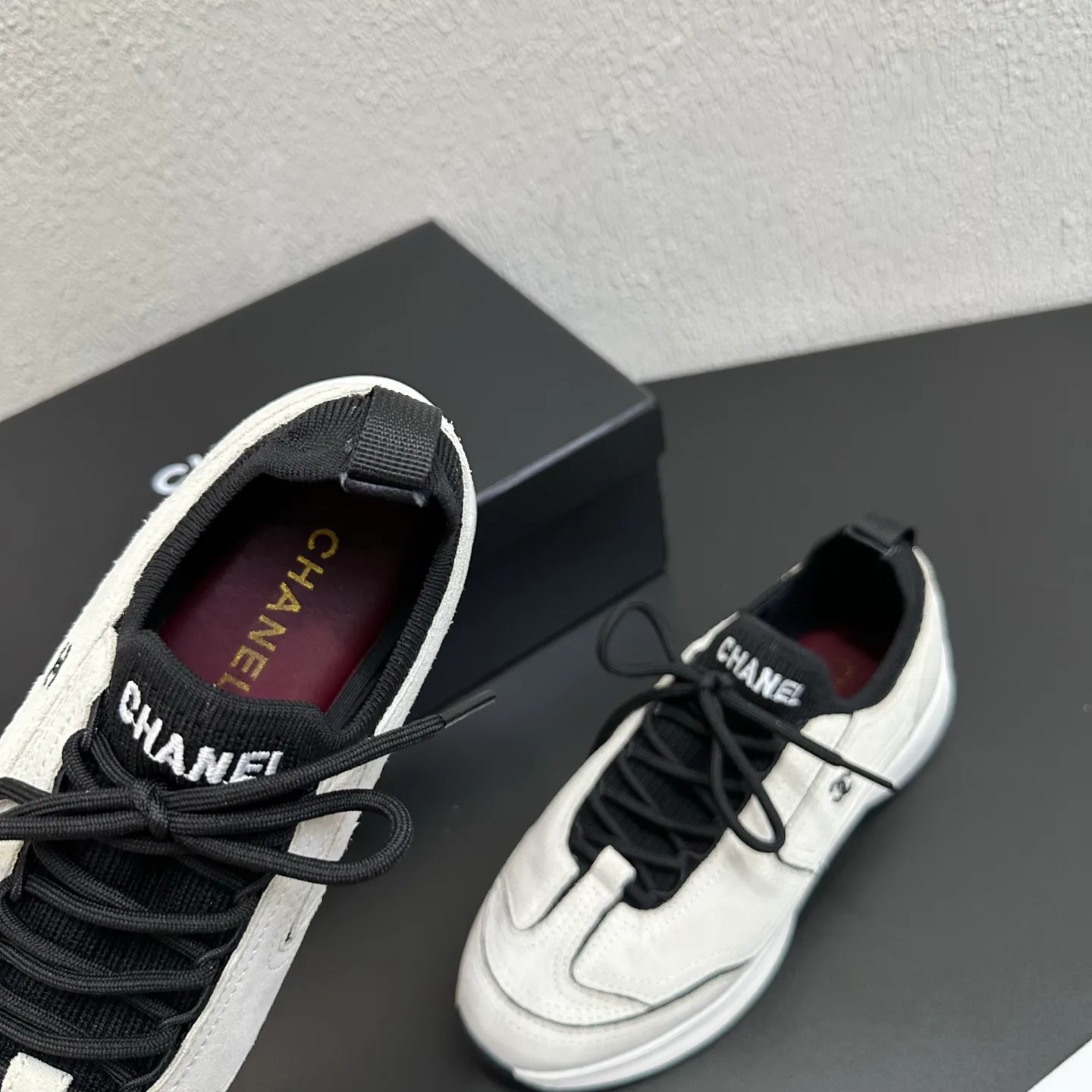 Кроссовки Женские Chanel 17934452