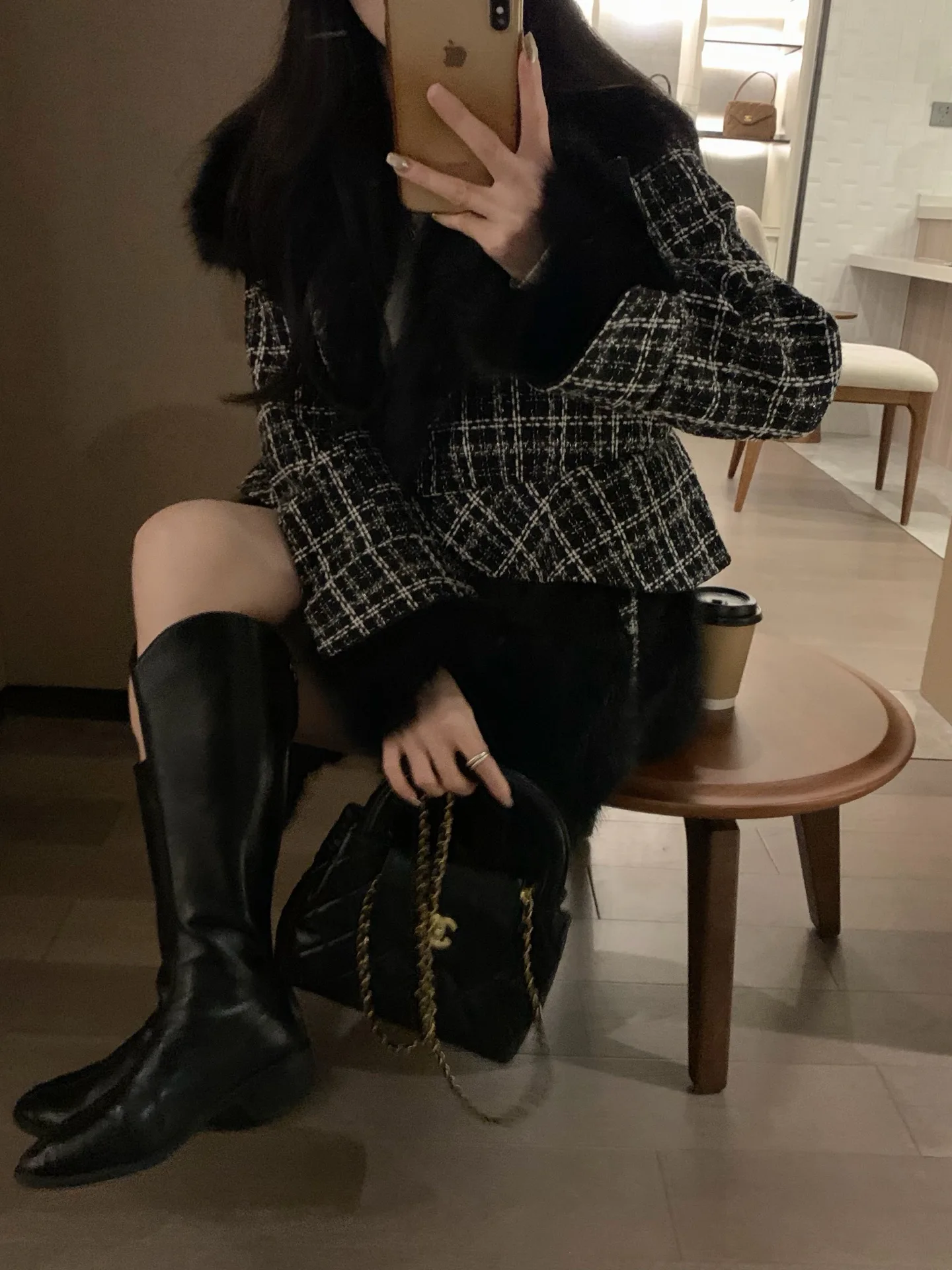 Шубы Женские Chanel 5051248