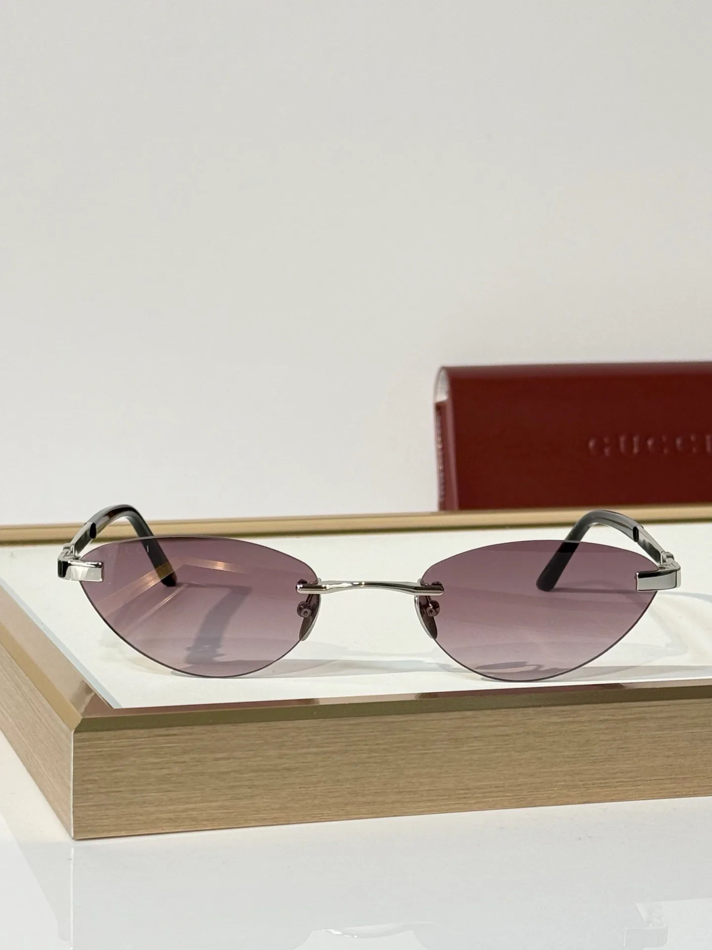 Очки Gucci 18117701