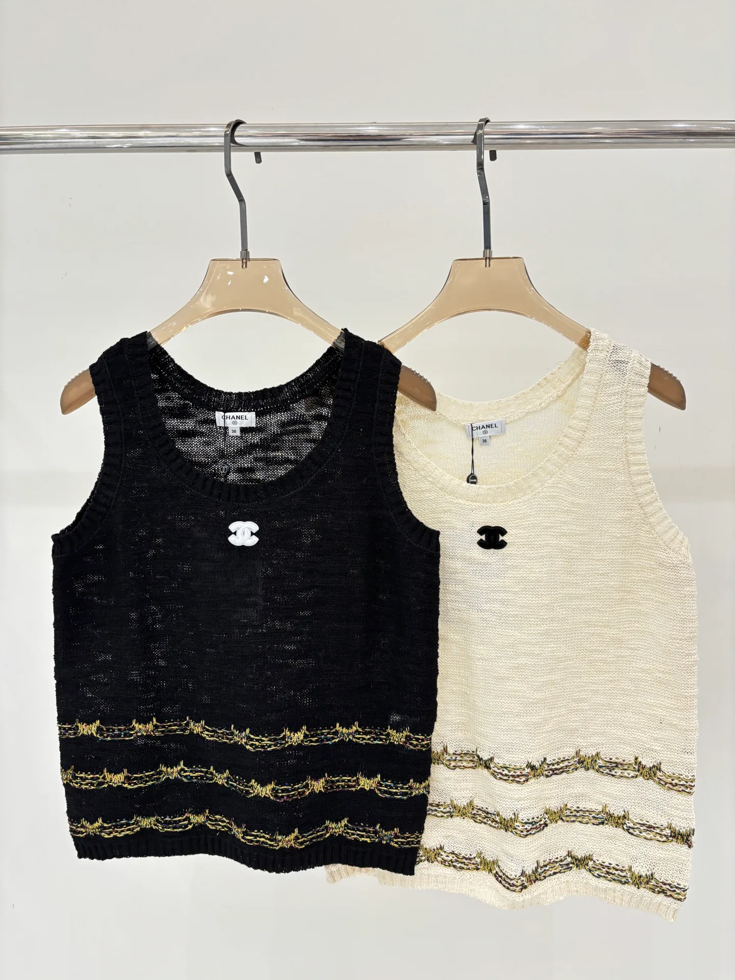 Жилеты Женские Chanel 11730580