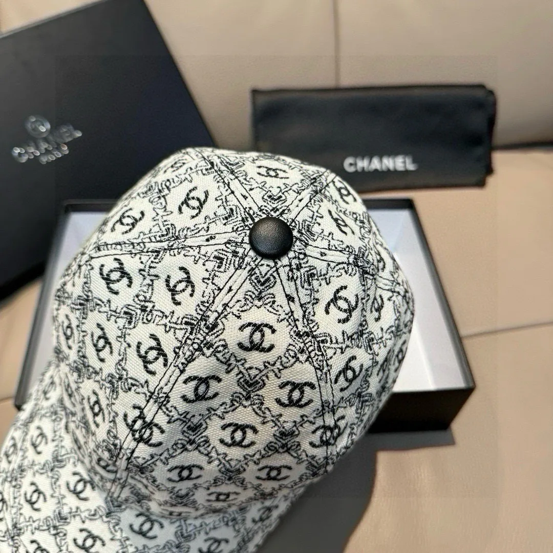 Головные Уборы Chanel 4550003