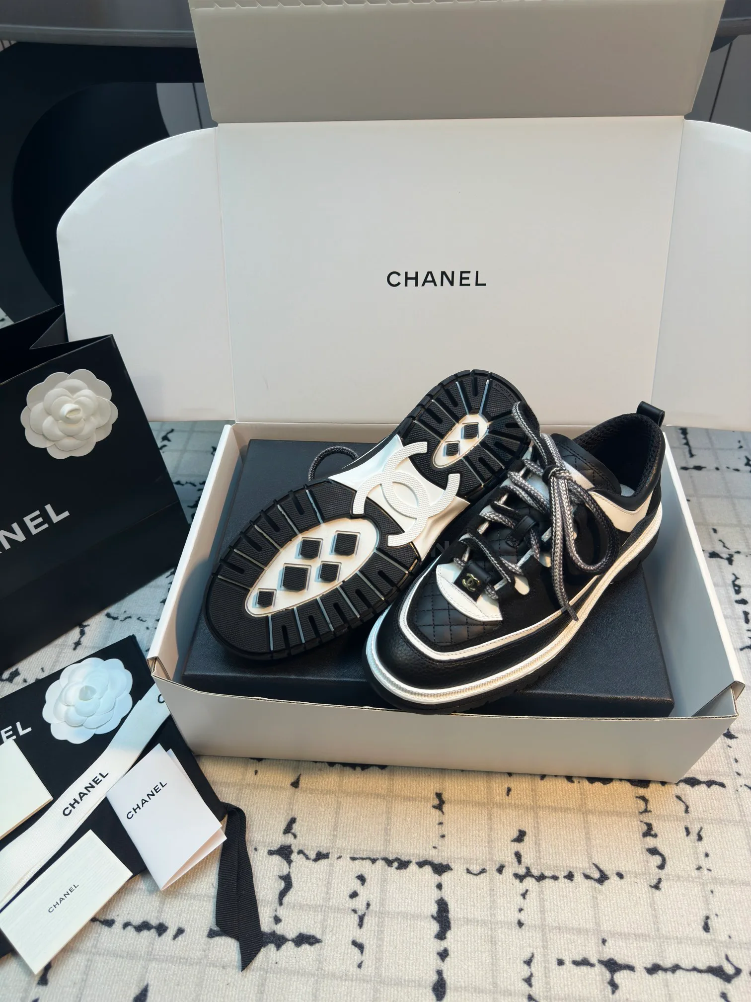 Кроссовки Женские Chanel 9873432